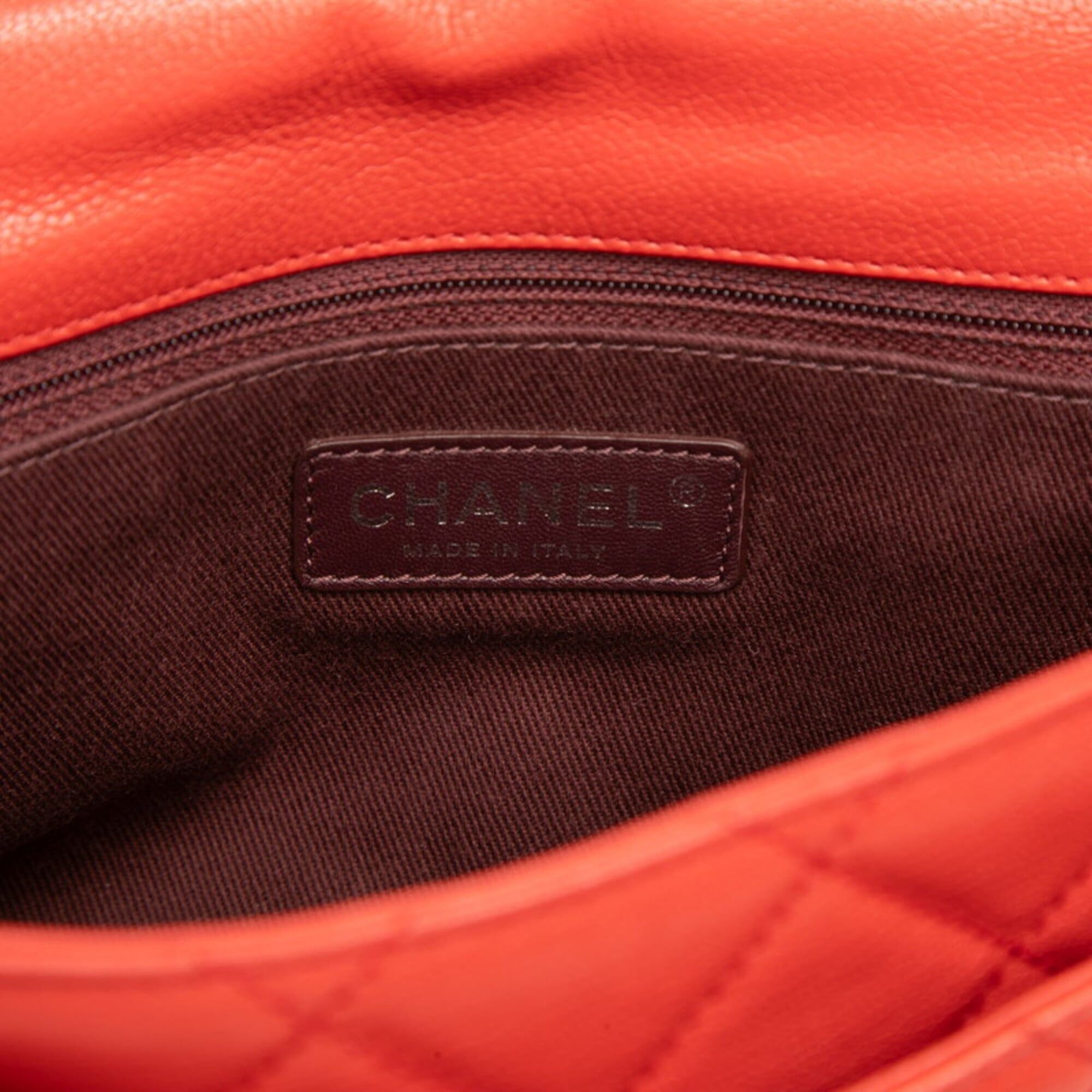 Leather Shoulder Bag (Pre-Owned) - Chanel - Modalova
