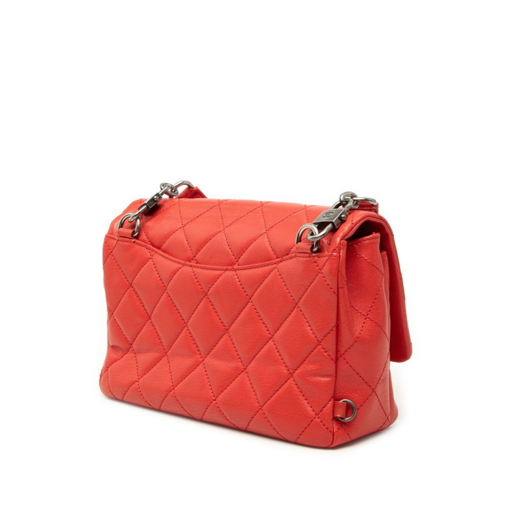 Leather Shoulder Bag (Pre-Owned) - Chanel - Modalova
