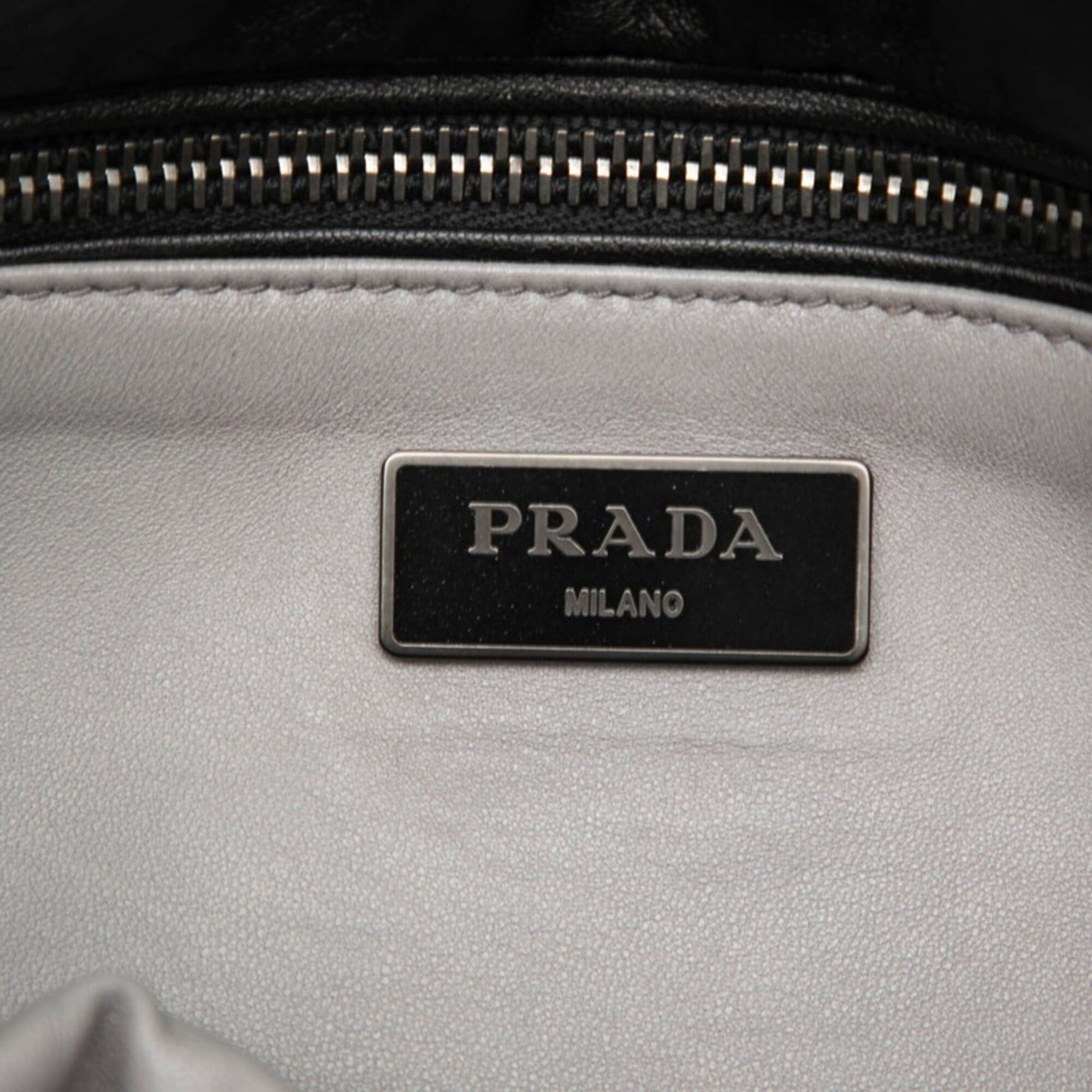Leather Shoulder Bag (Pre-Owned) - Prada - Modalova