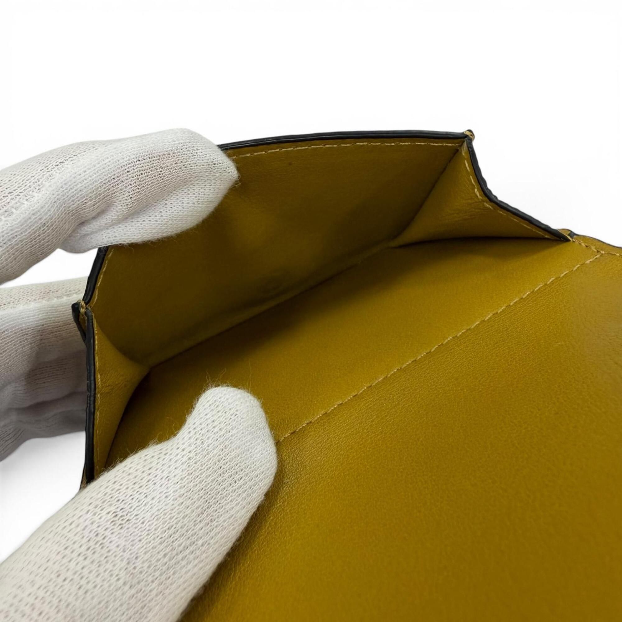 Leather Wallet (Tri-Fold) (Pre-Owned) - Loewe - Modalova