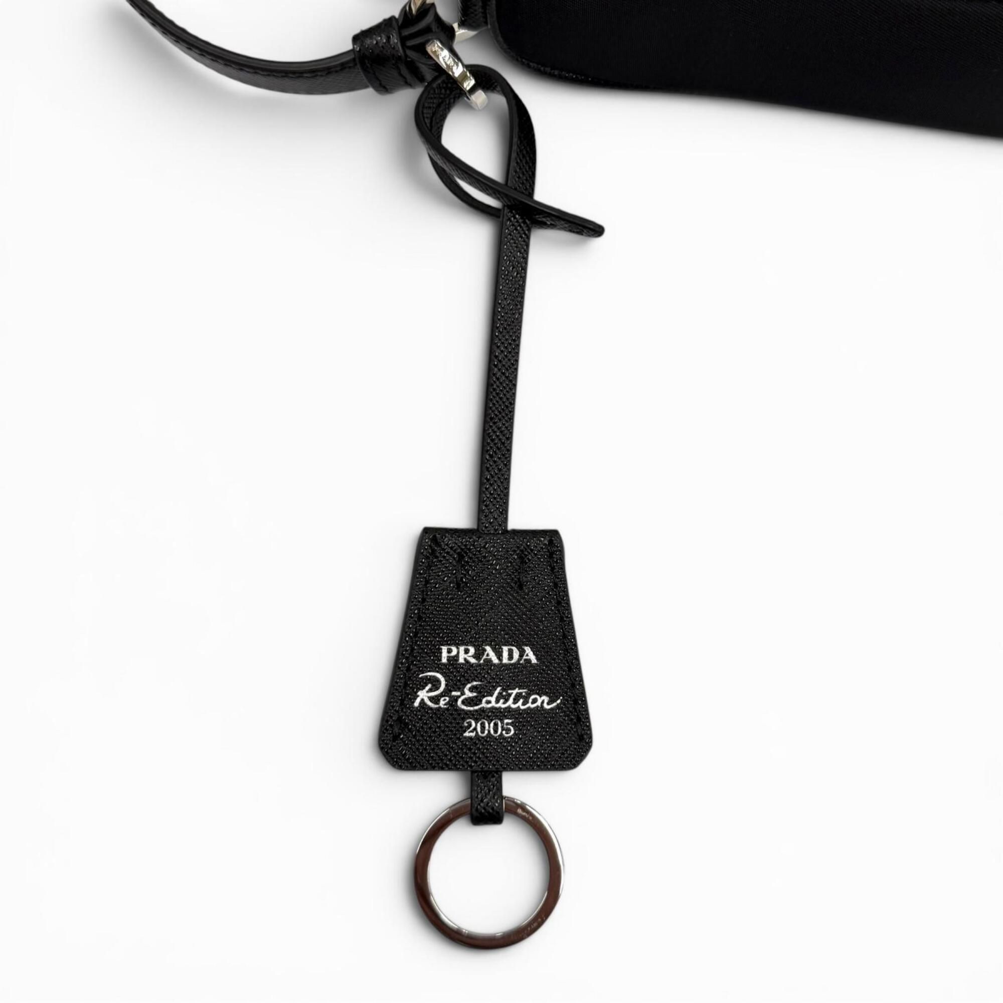 Nylon Handbag (Pre-Owned) - Prada - Modalova