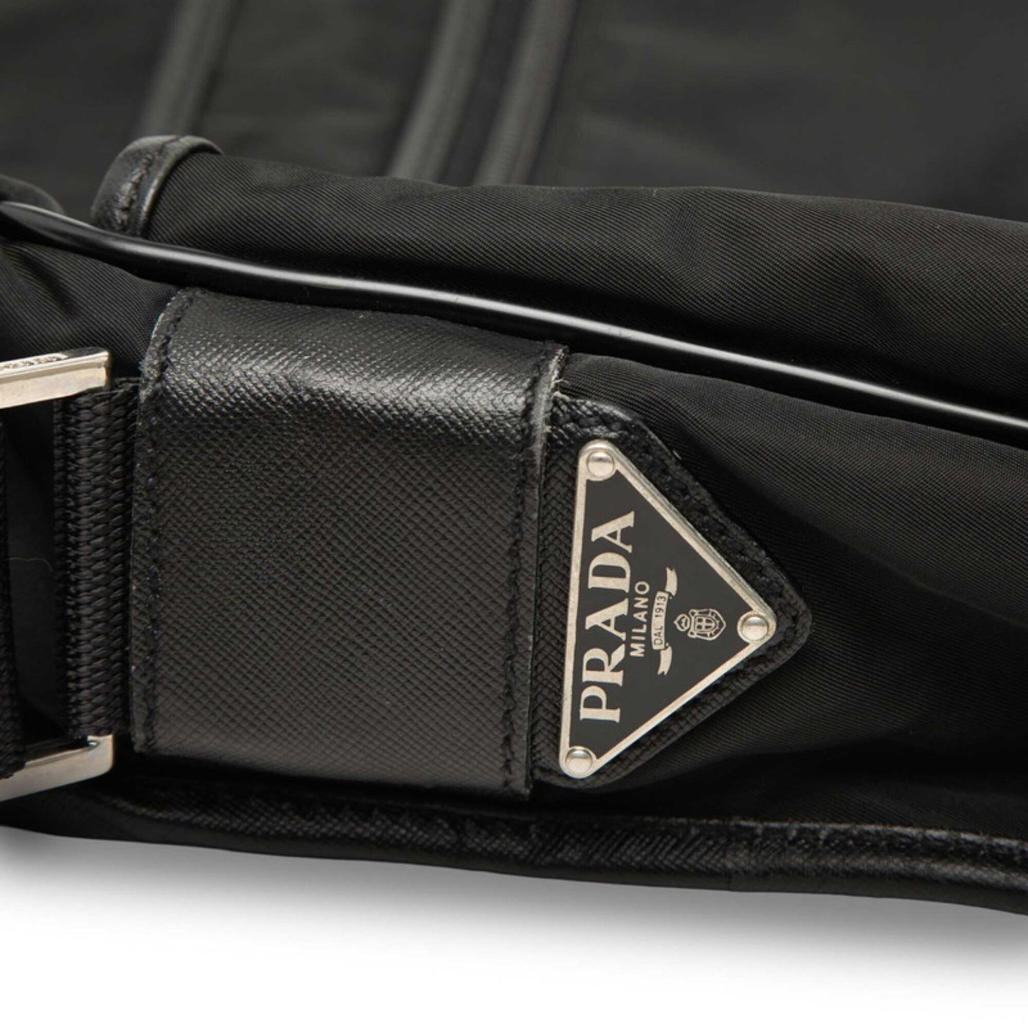Nylon Leather Shoulder Bag (Pre-Owned) - Prada - Modalova