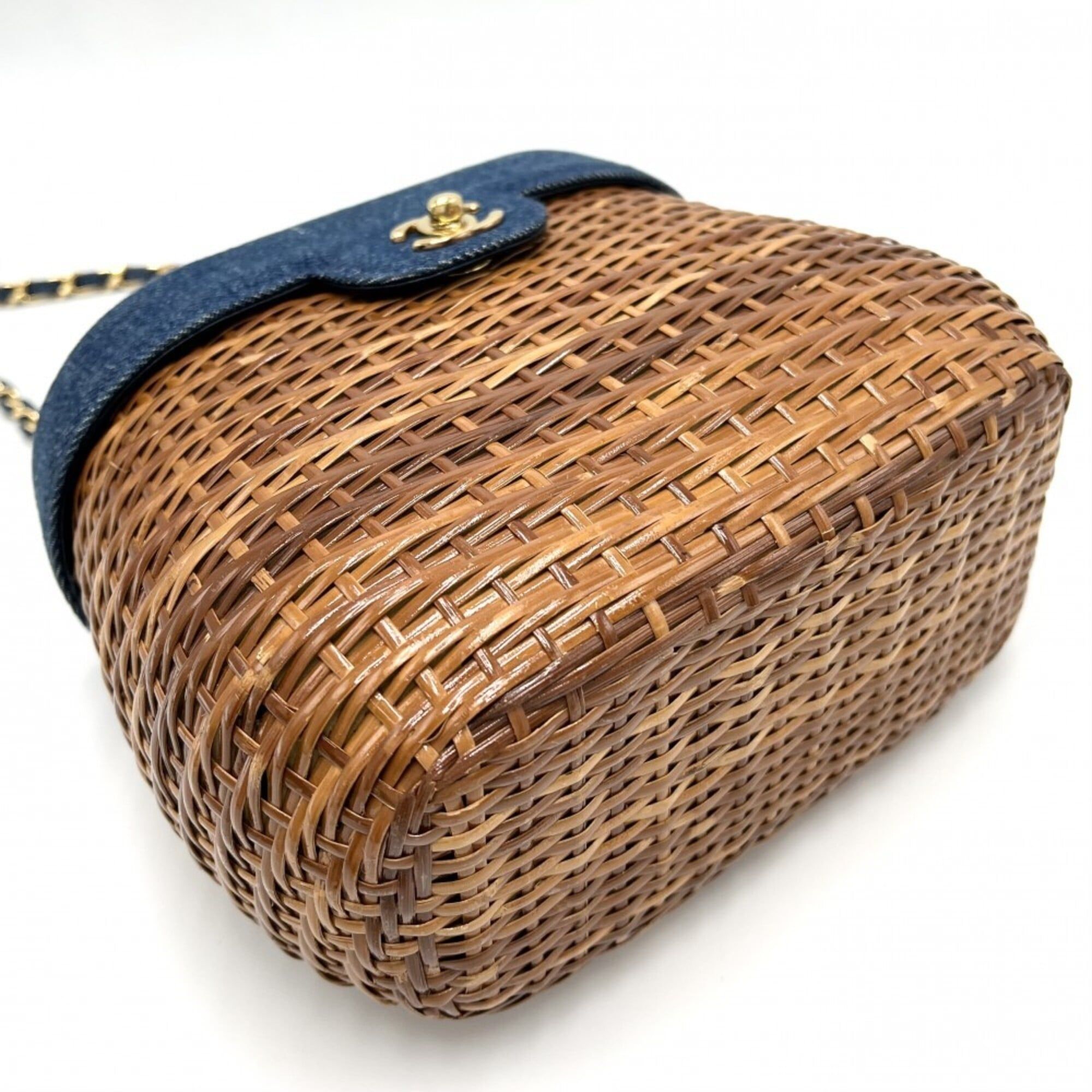 Straw Denim Shoulder Bag (Pre-Owned) - Chanel - Modalova