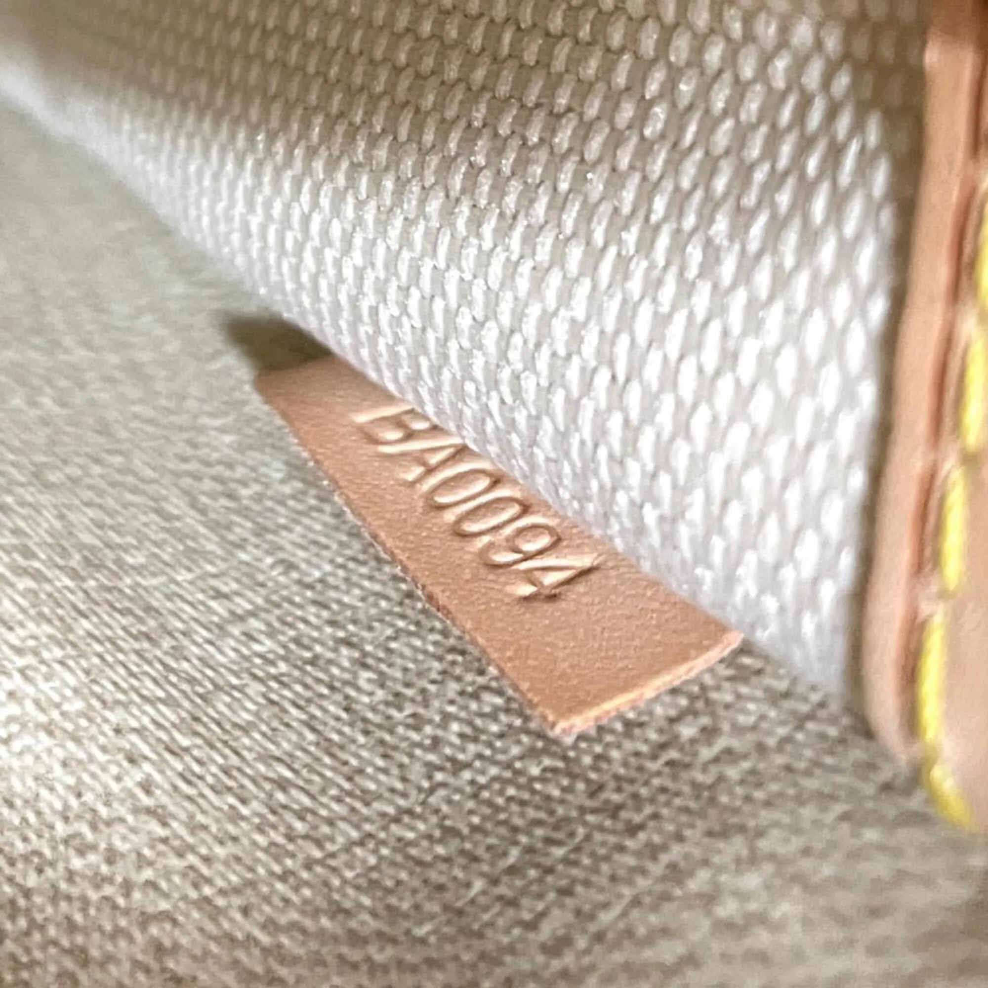 Monogram Canvas Handbag (Pre-Owned) - Louis Vuitton - Modalova