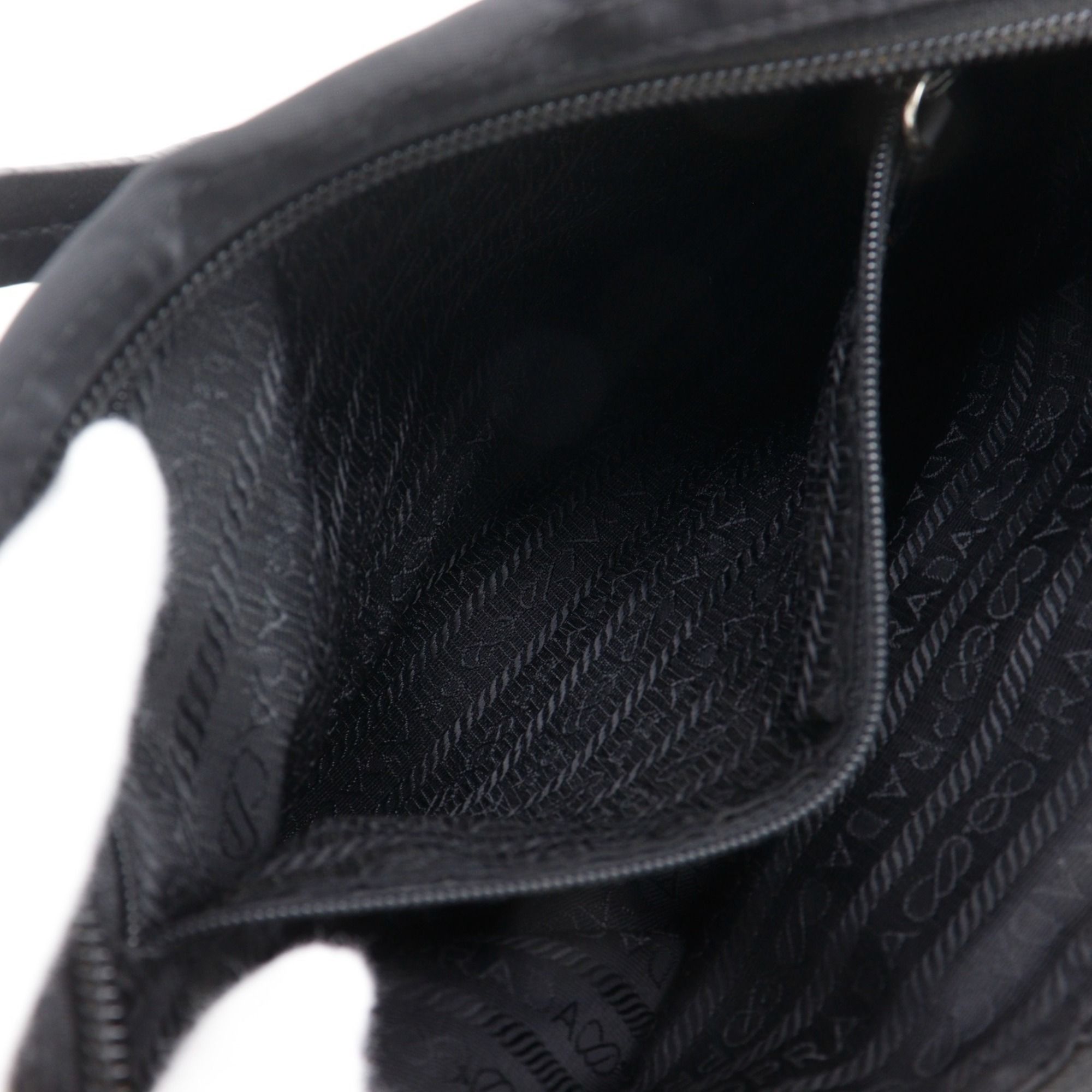 Nylon Handbag (Pre-Owned) - Prada - Modalova