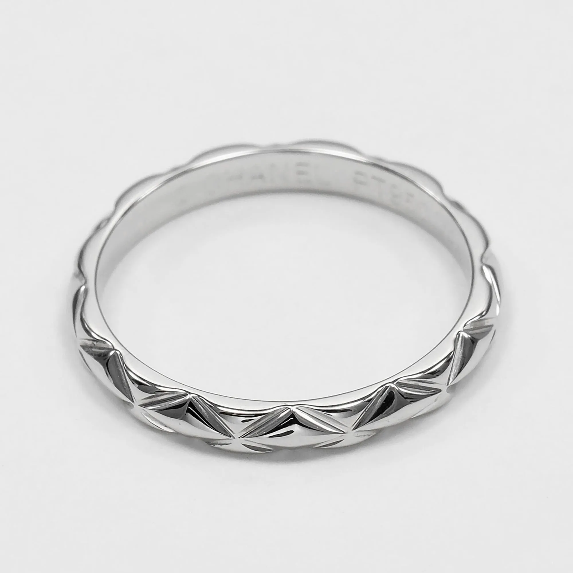 Platinum 950 Band Ring (Pre-Owned) - Chanel - Modalova