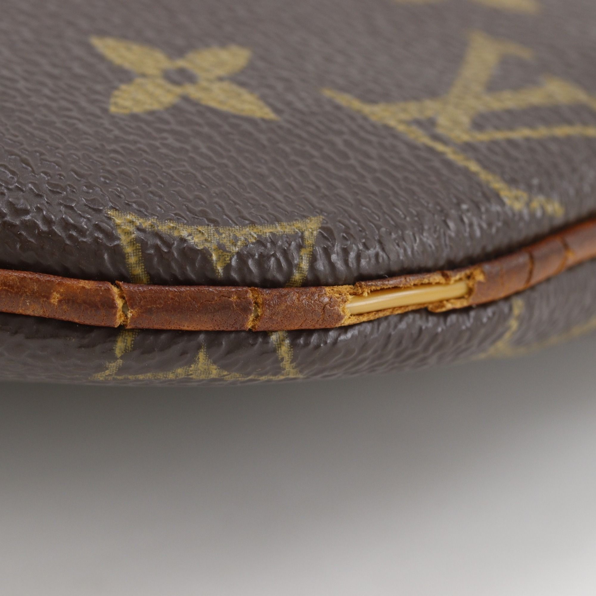 Pochette Shoulder Bag (Pre-Owned) - Louis Vuitton - Modalova