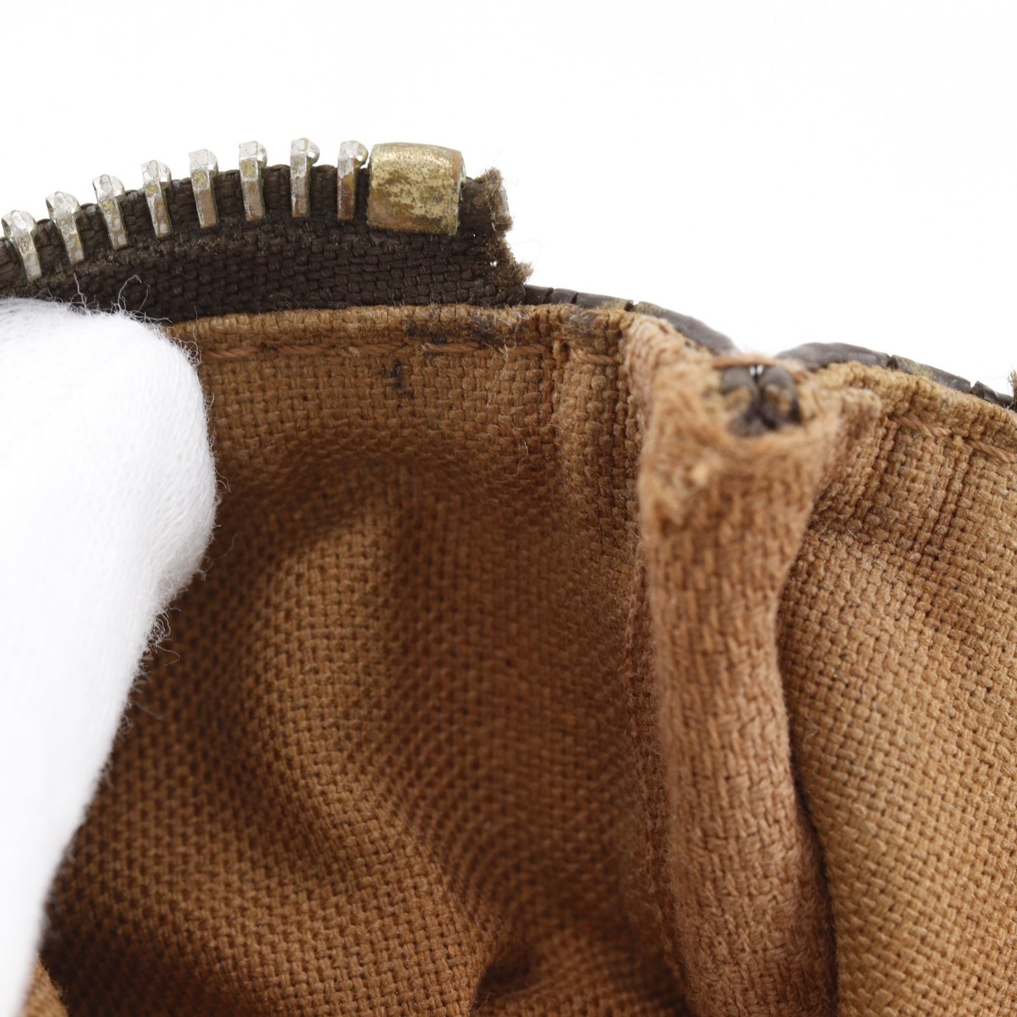 Pochette Shoulder Bag (Pre-Owned) - Louis Vuitton - Modalova
