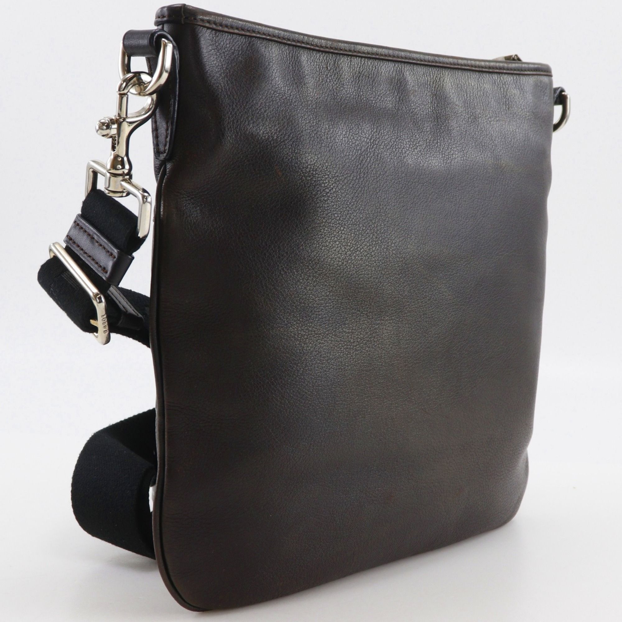 Leather Shoulder Bag (Pre-Owned) - Loewe - Modalova