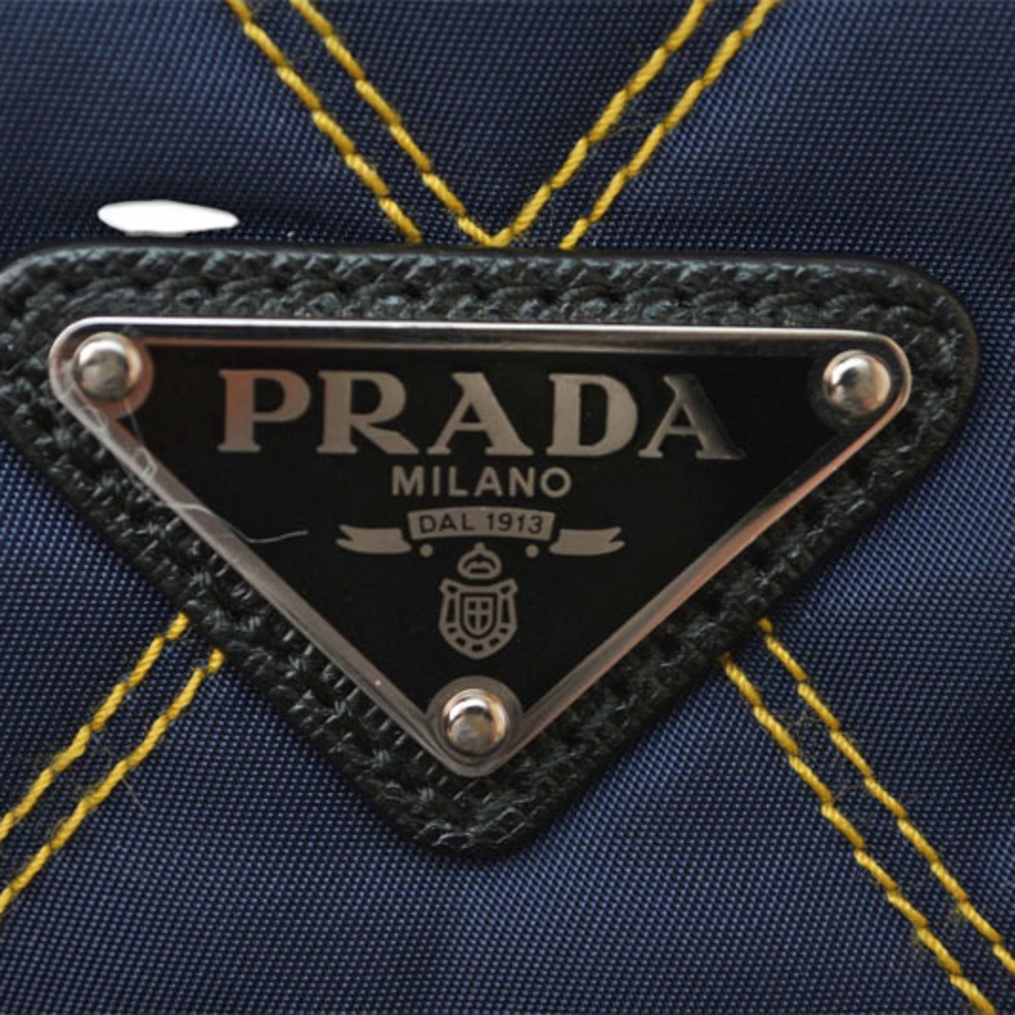 Nylon Clutch Bag (Pre-Owned) - Prada - Modalova