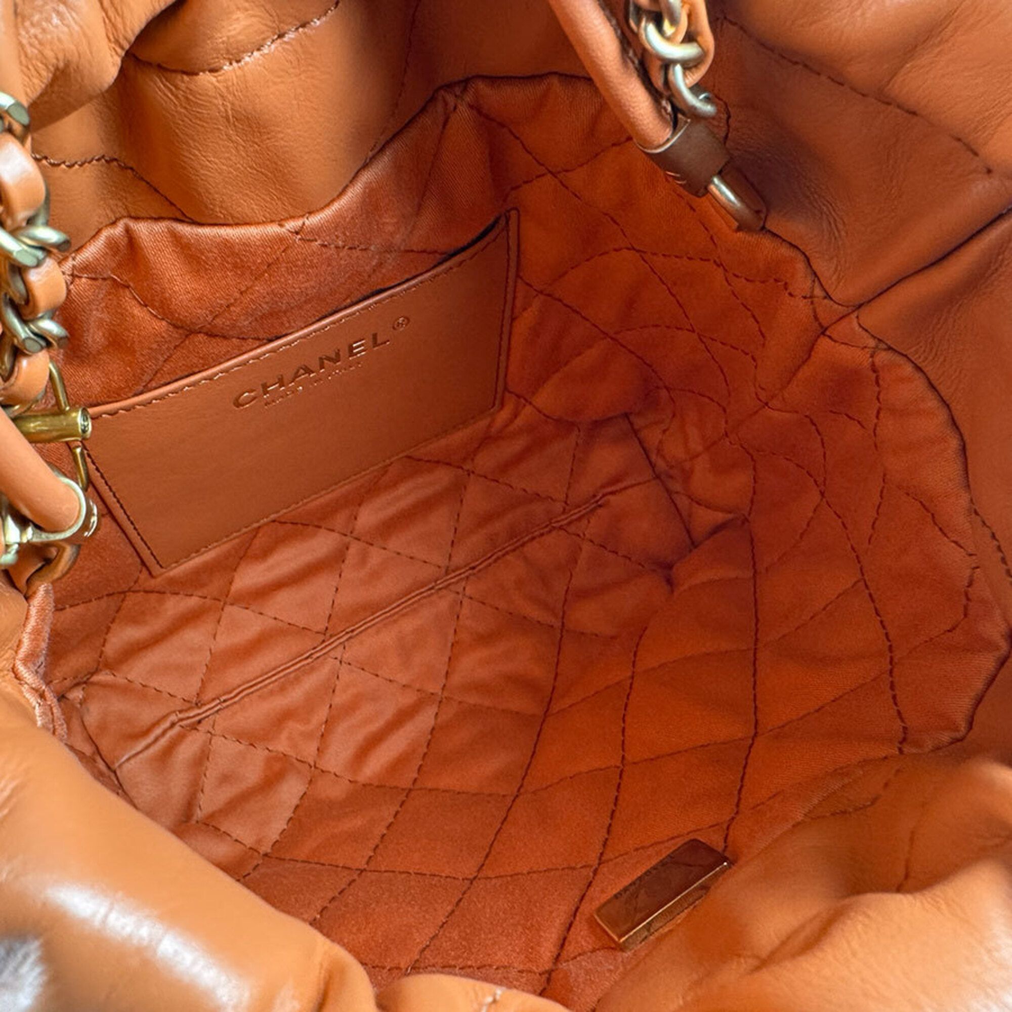 Leather Shoulder Bag (Pre-Owned) - Chanel - Modalova