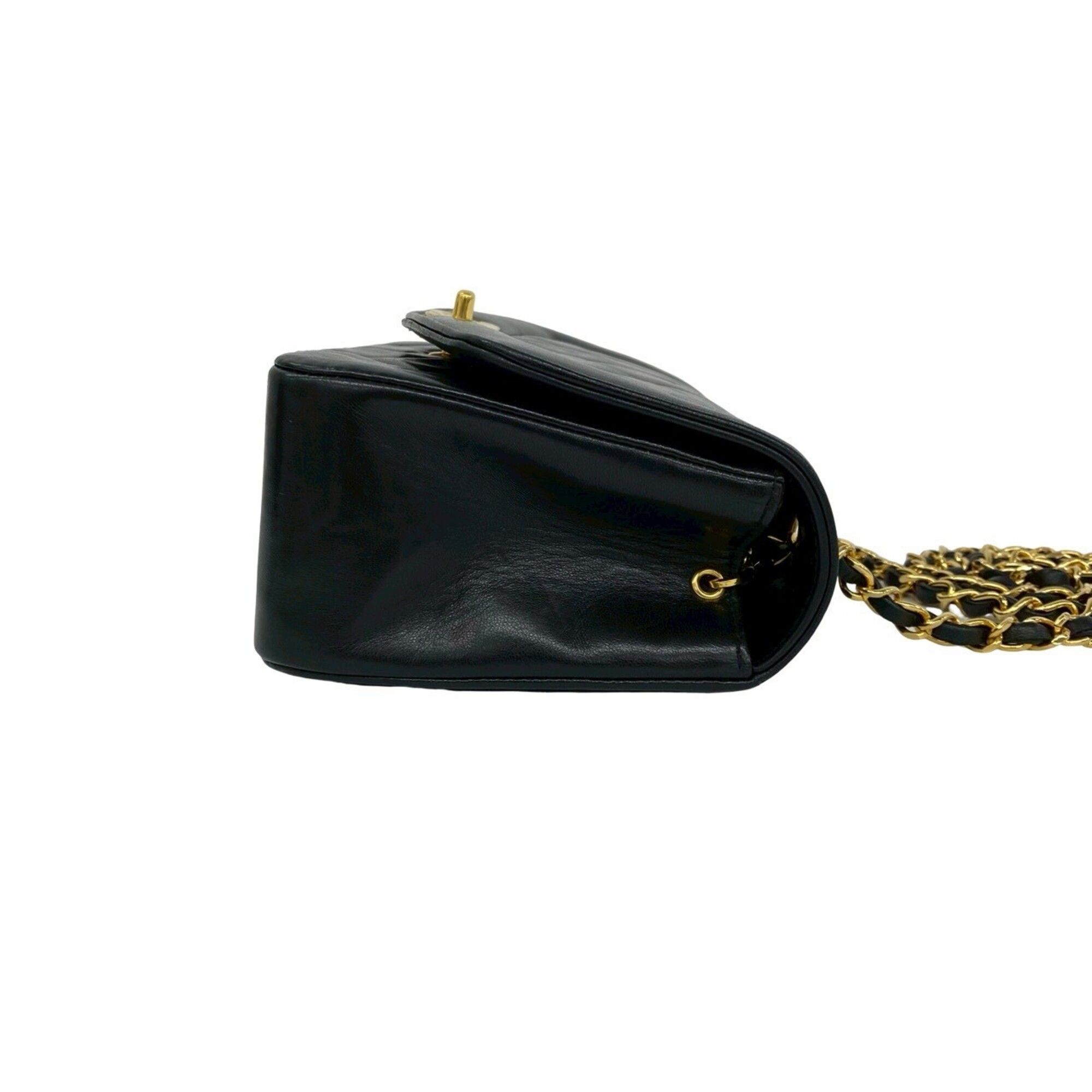 Leather Shoulder Bag (Pre-Owned) - Chanel - Modalova