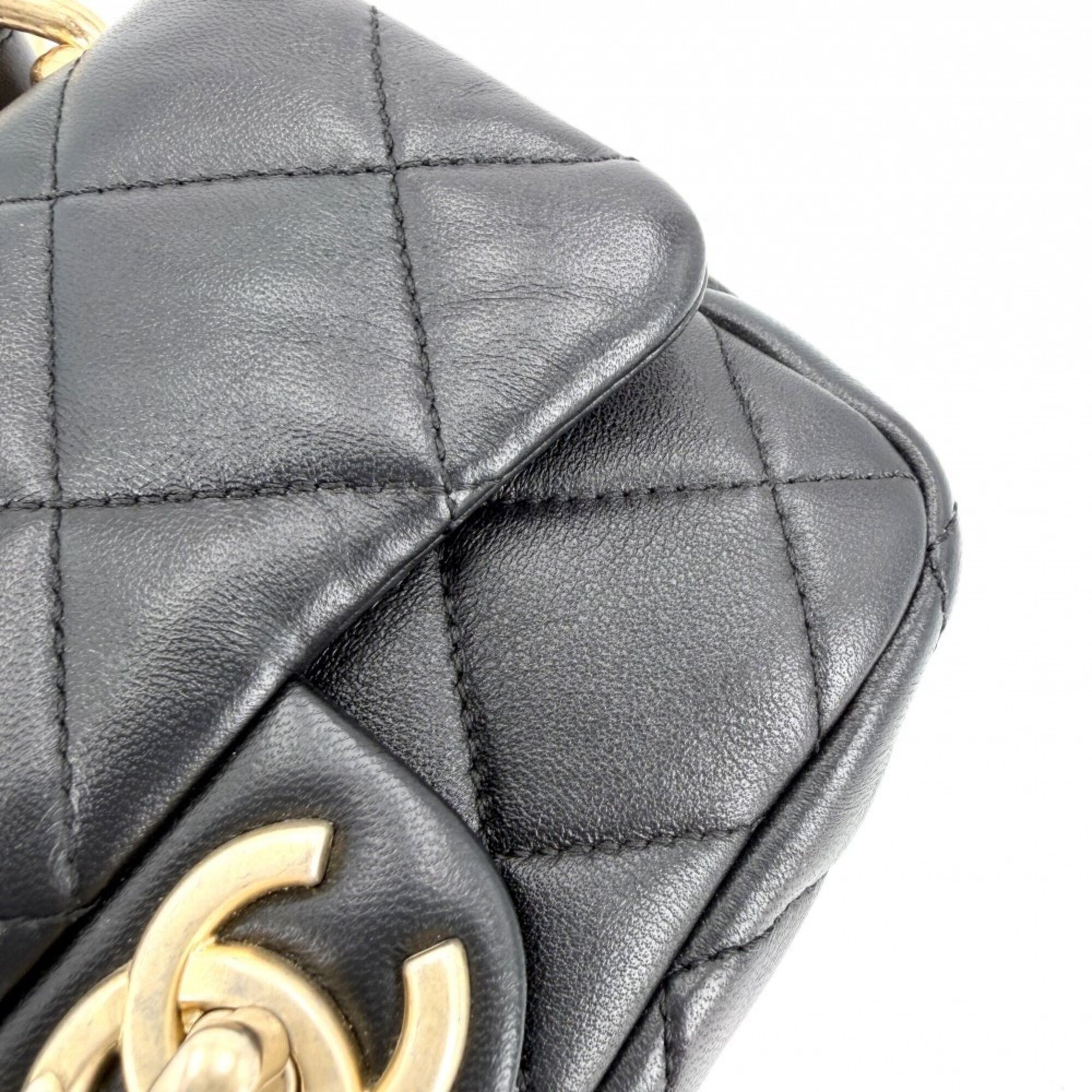 Matelasse Leather Shoulder Bag (Pre-Owned) - Chanel - Modalova