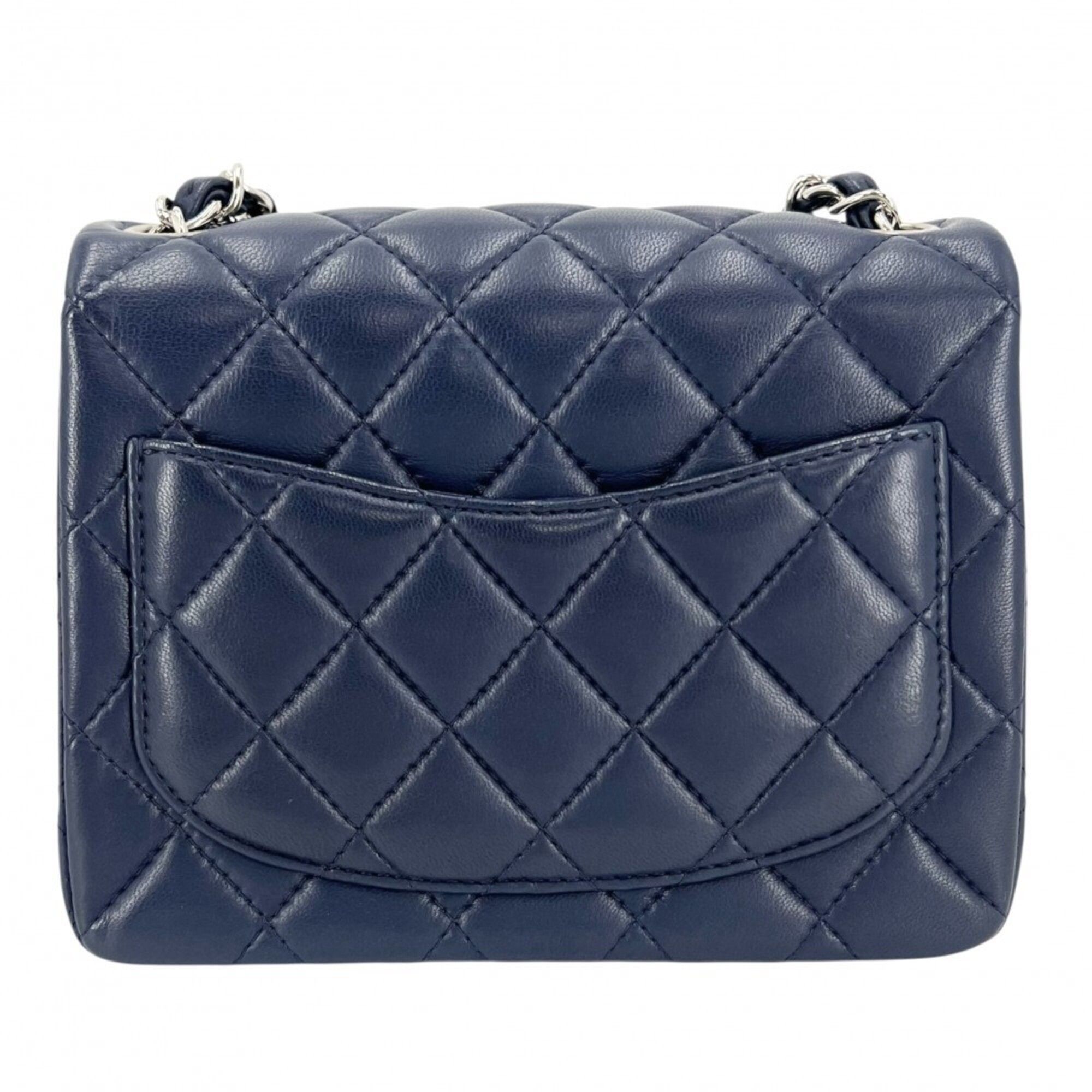 Leather Shoulder Bag (Pre-Owned) - Chanel - Modalova