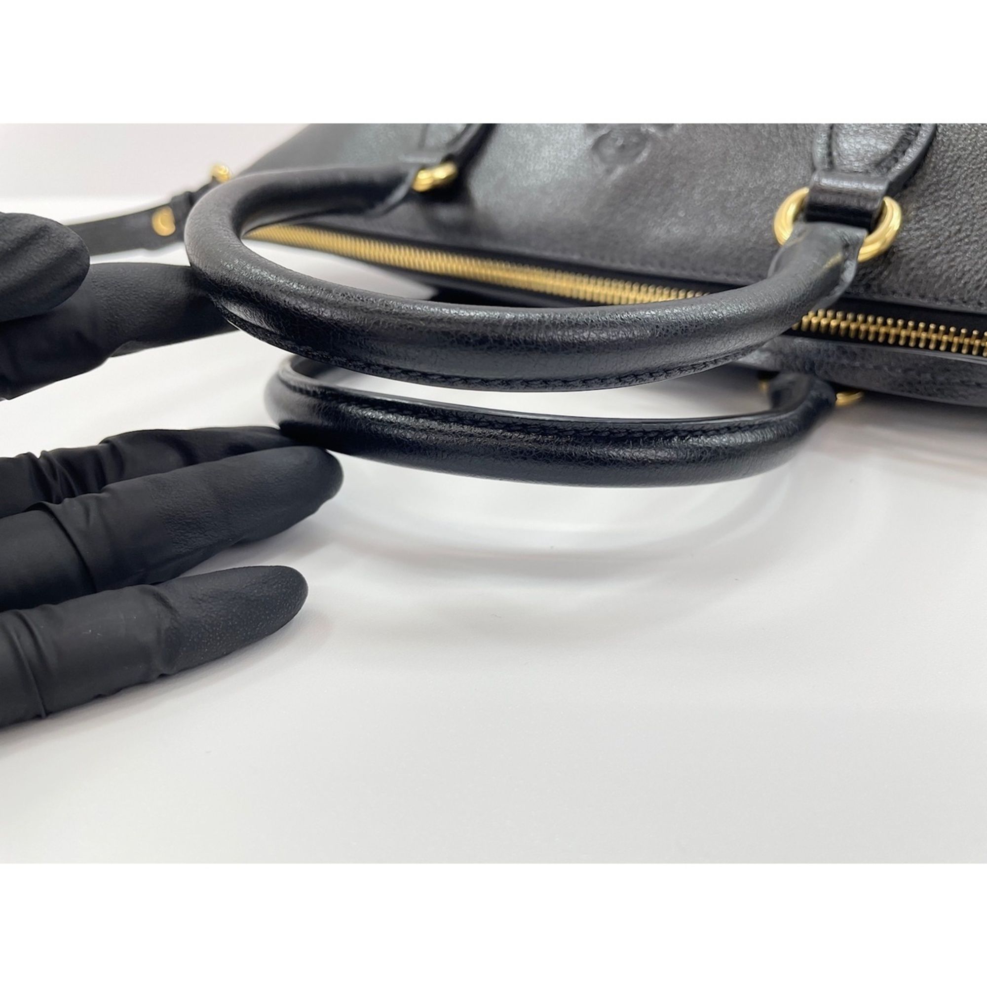 Prada Black Handbag (Pre-Owned) - Prada - Modalova