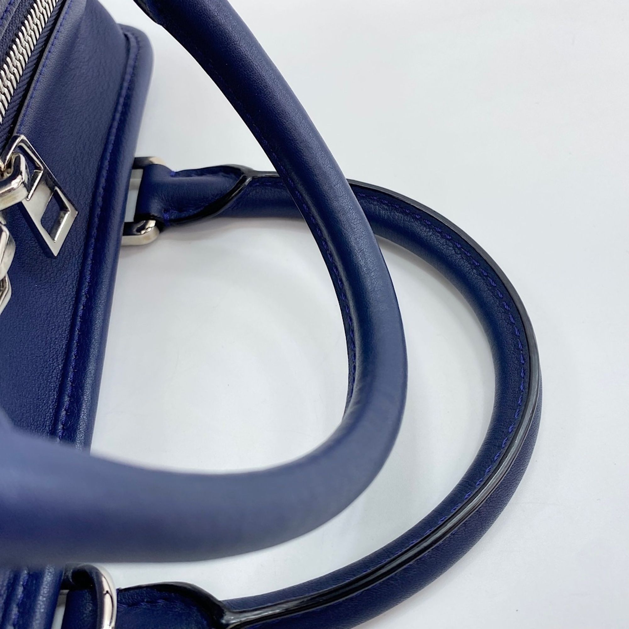 Loewe Navy Handbag (Pre-Owned) - Loewe - Modalova