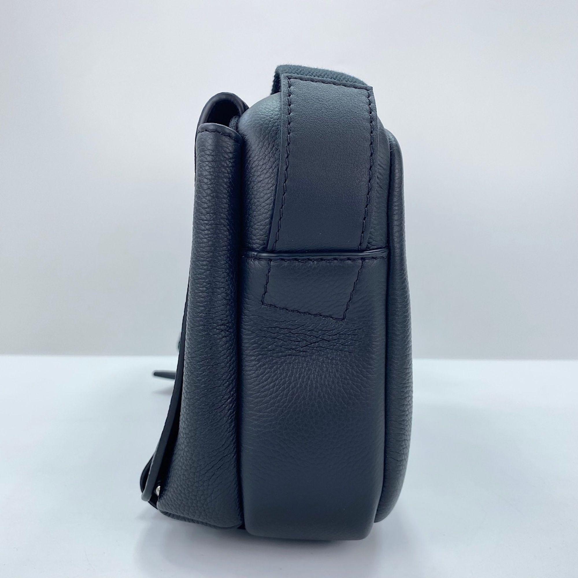 Shoulder Bag (Pre-Owned) - Loewe - Modalova