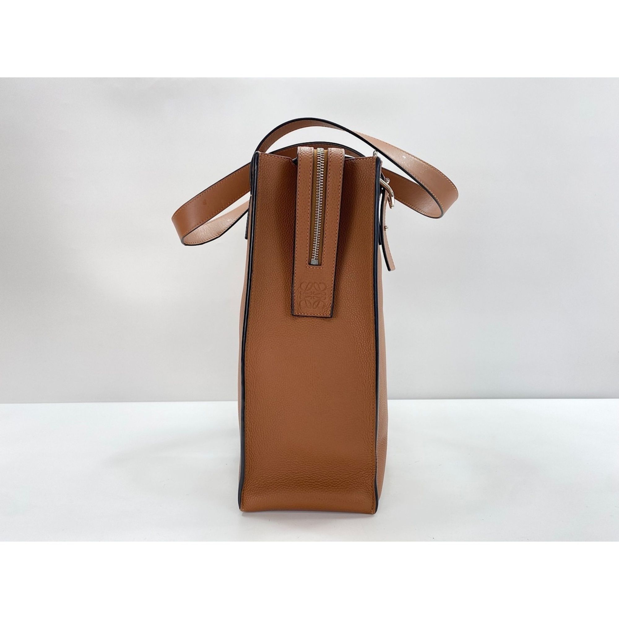 Shoulder Bag (Pre-Owned) - Loewe - Modalova