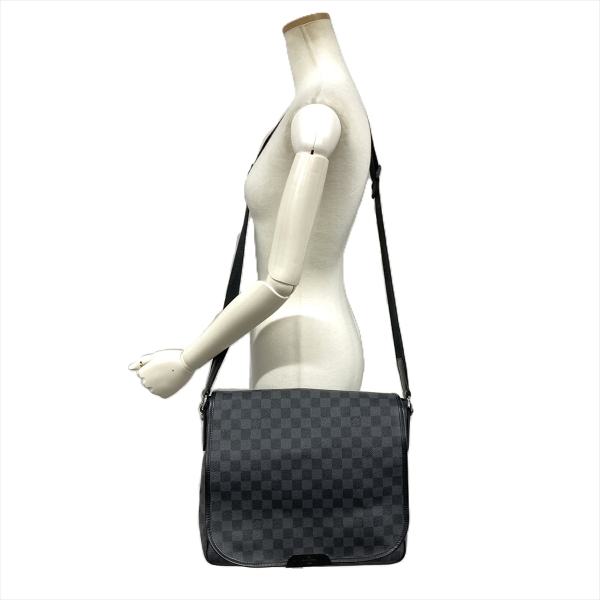 Damier Graphite Shoulder Bag (Pre-Owned) - Louis Vuitton - Modalova