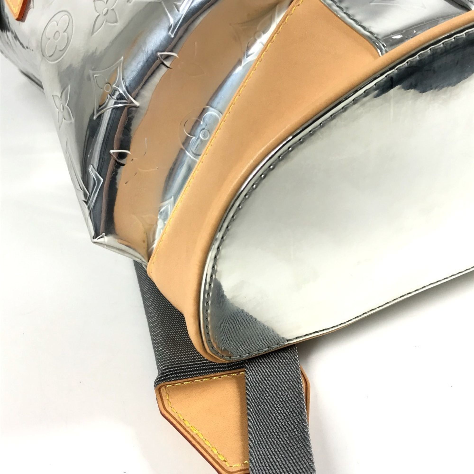 Leather Backpack (Pre-Owned) - Louis Vuitton - Modalova
