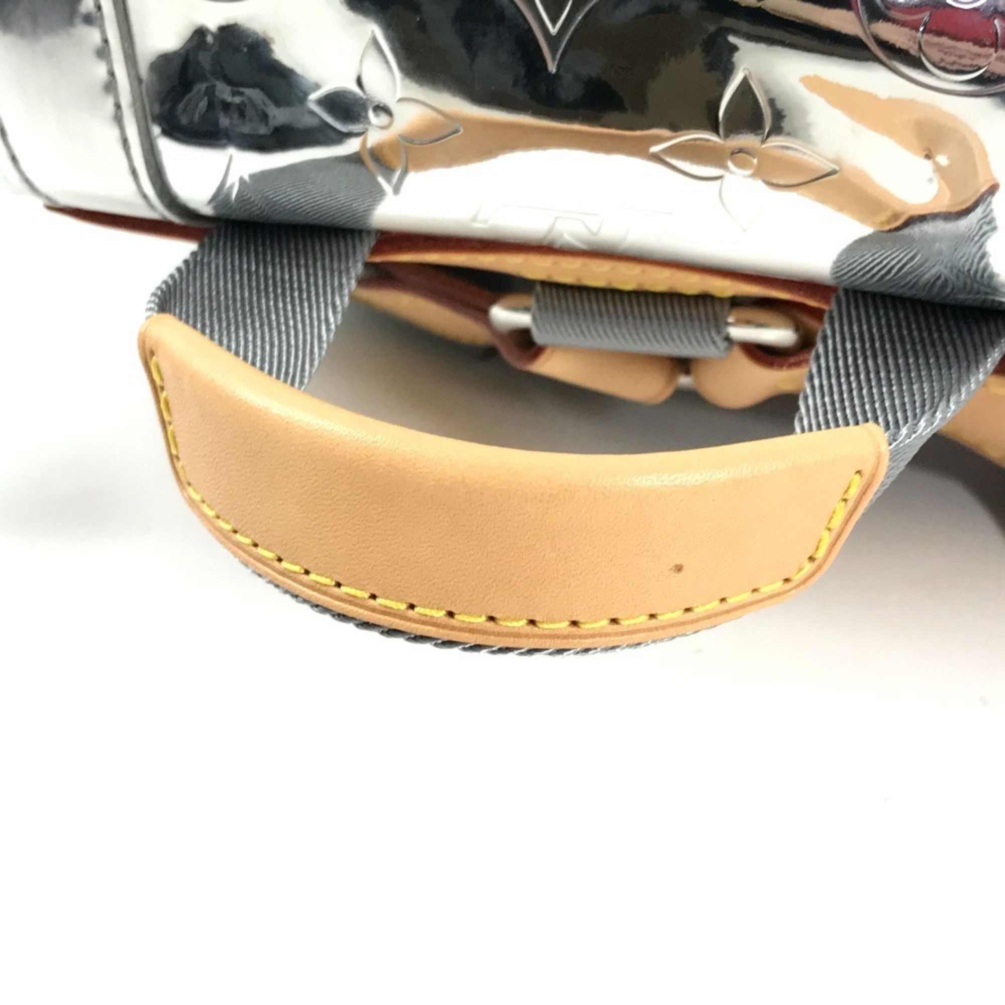 Leather Backpack (Pre-Owned) - Louis Vuitton - Modalova