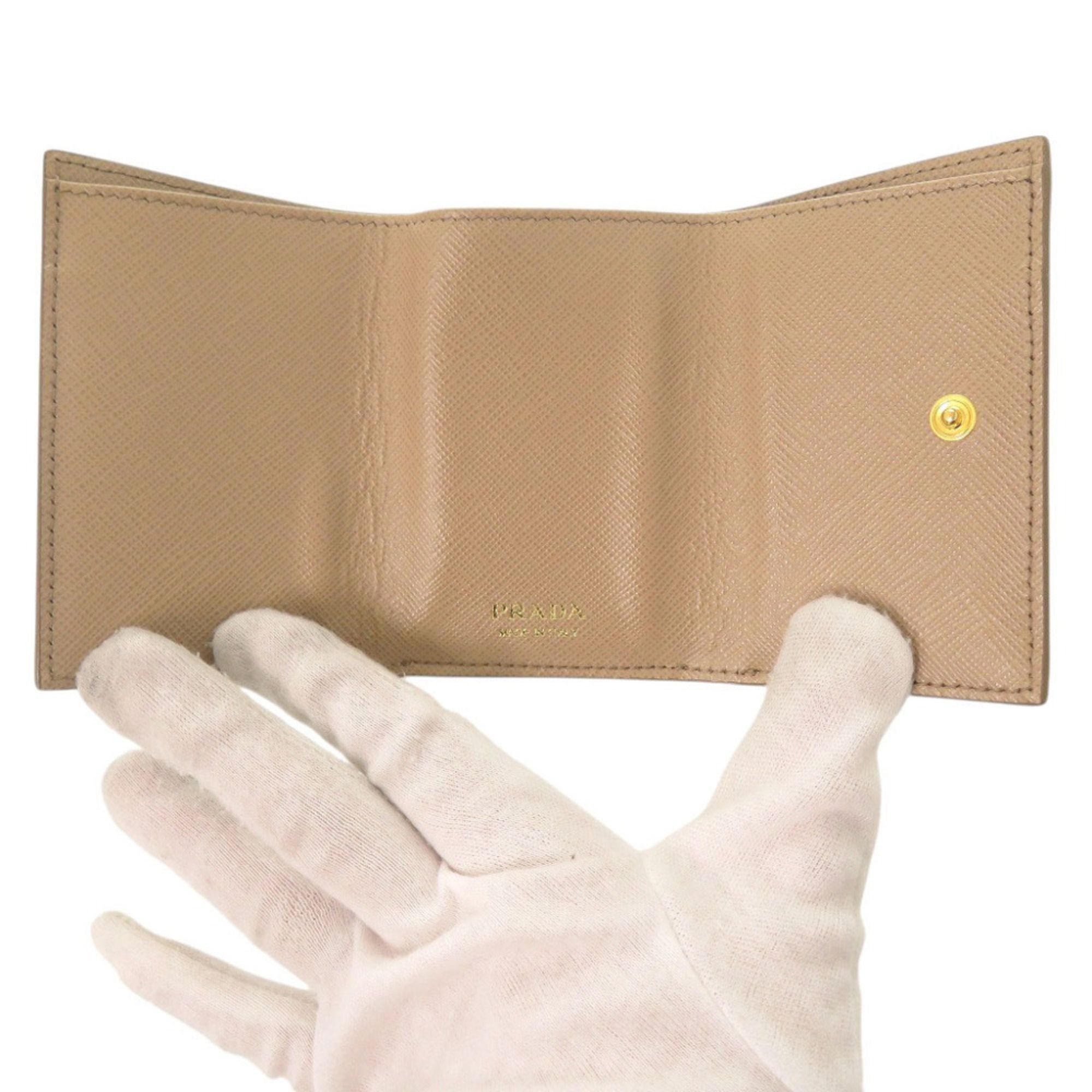 Saffiano Wallet (Tri-Fold) (Pre-Owned) - Prada - Modalova
