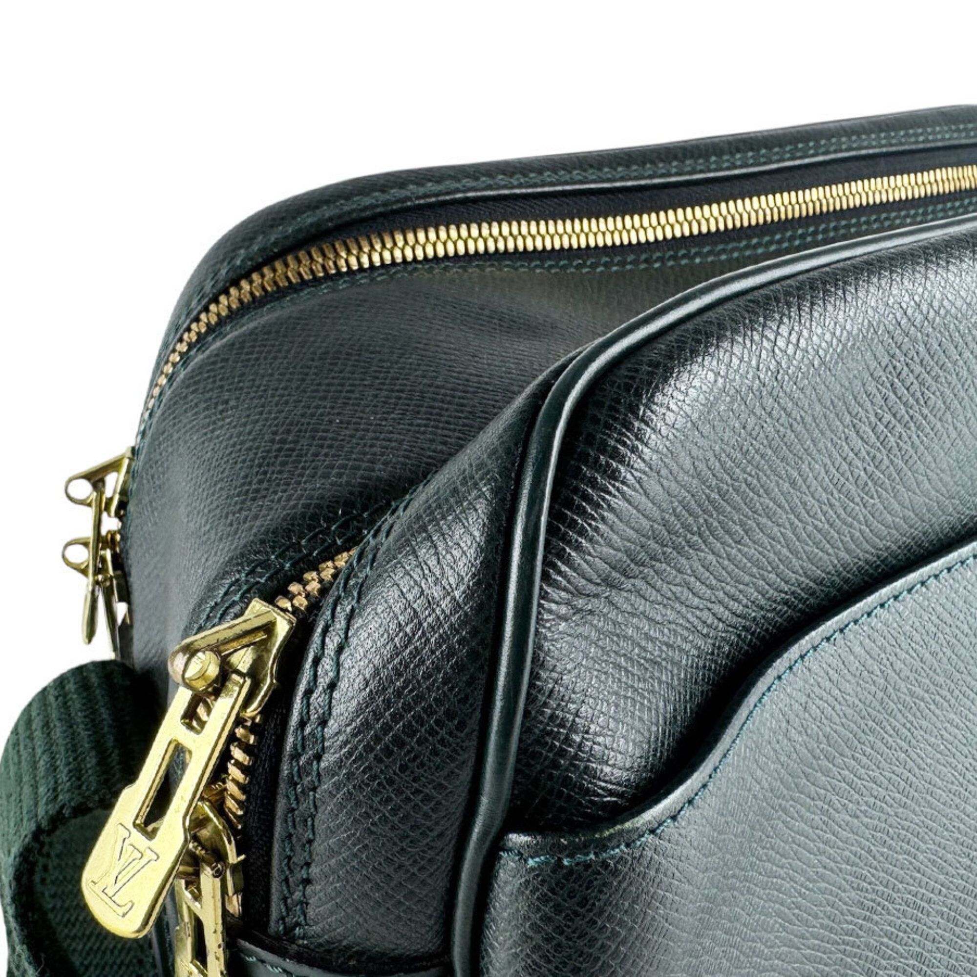 Taiga Leather Shoulder Bag (Pre-Owned) - Louis Vuitton - Modalova