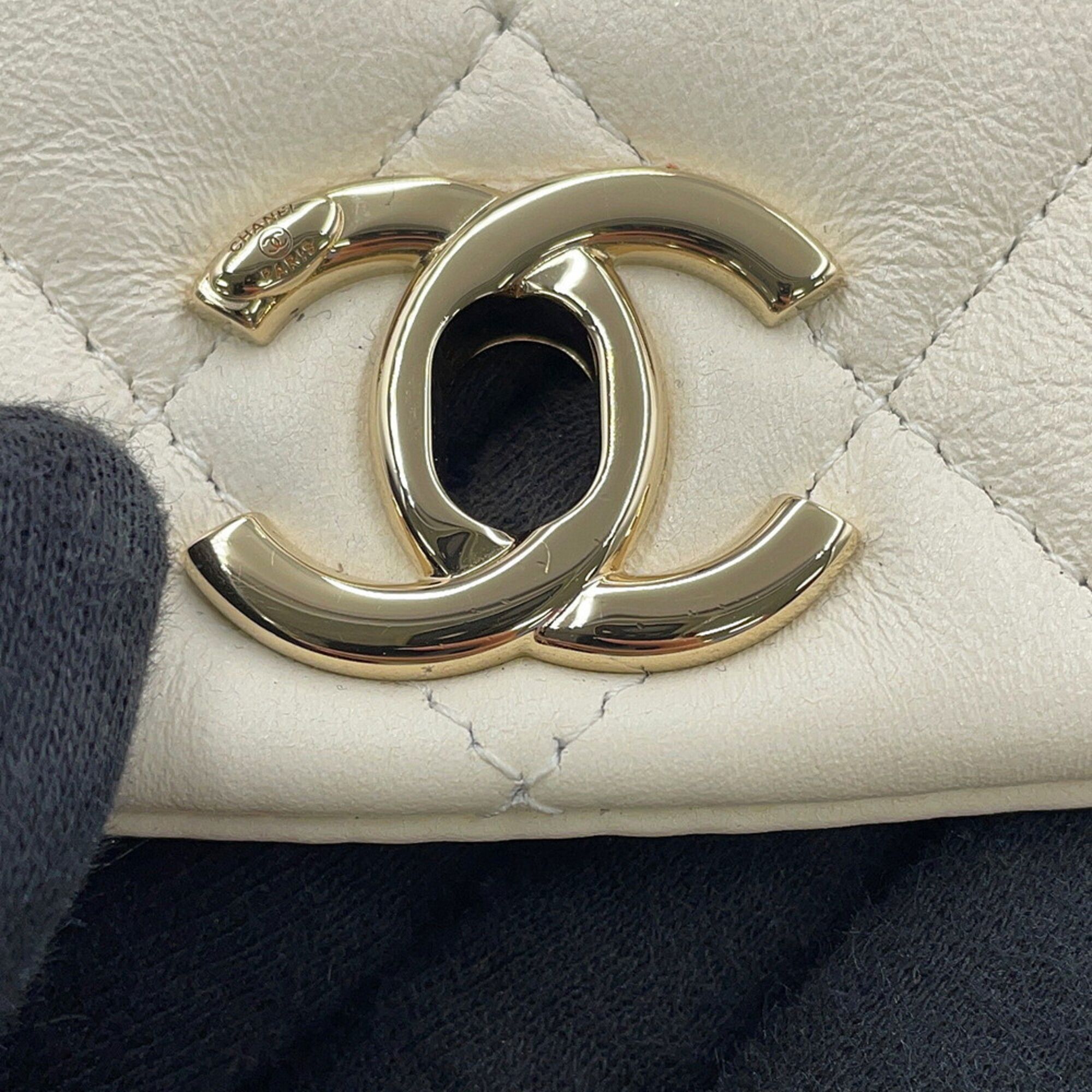 Leather Handbag (Pre-Owned) - Chanel - Modalova