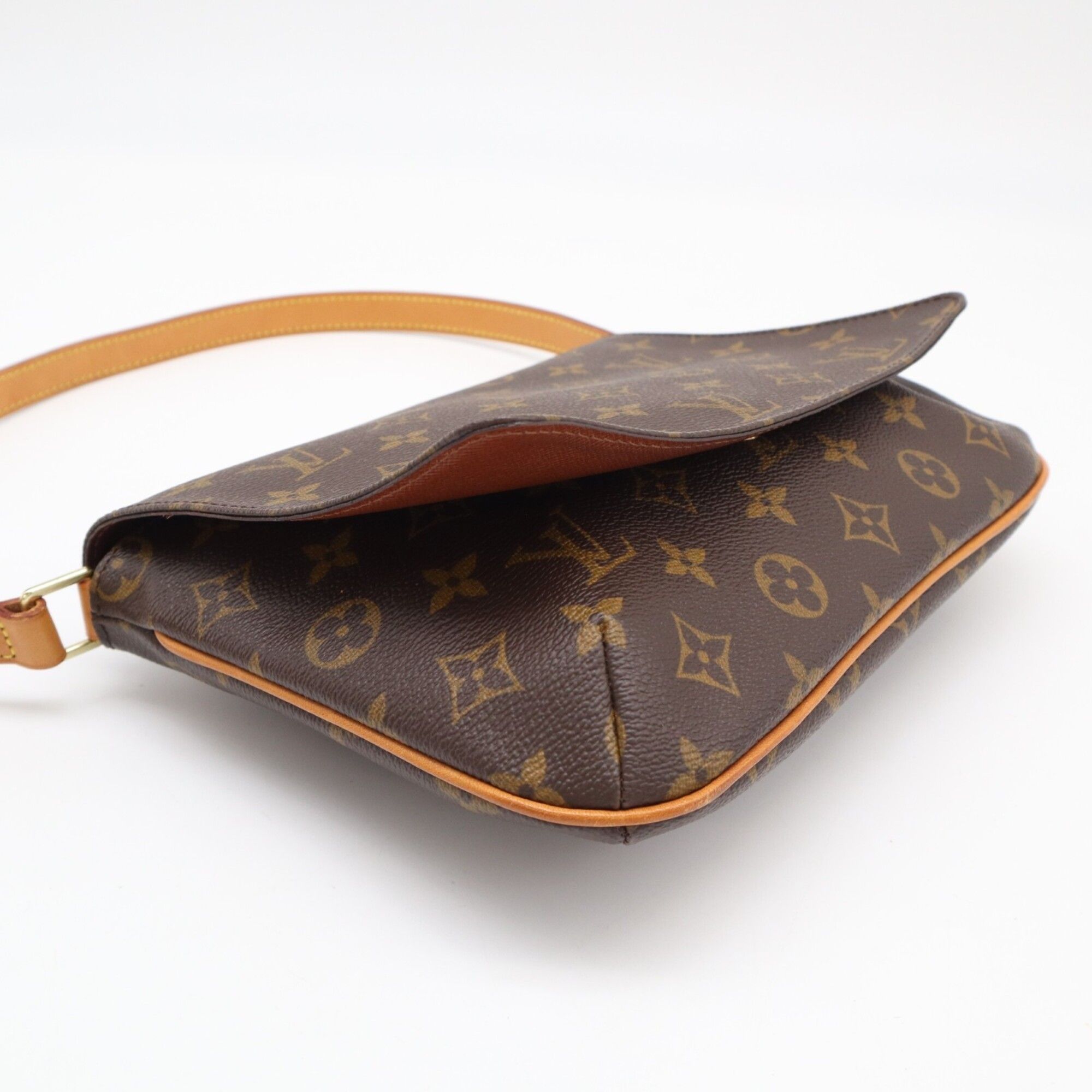 Coated Canvas Leather Shoulder Bag (Pre-Owned) - Louis Vuitton - Modalova