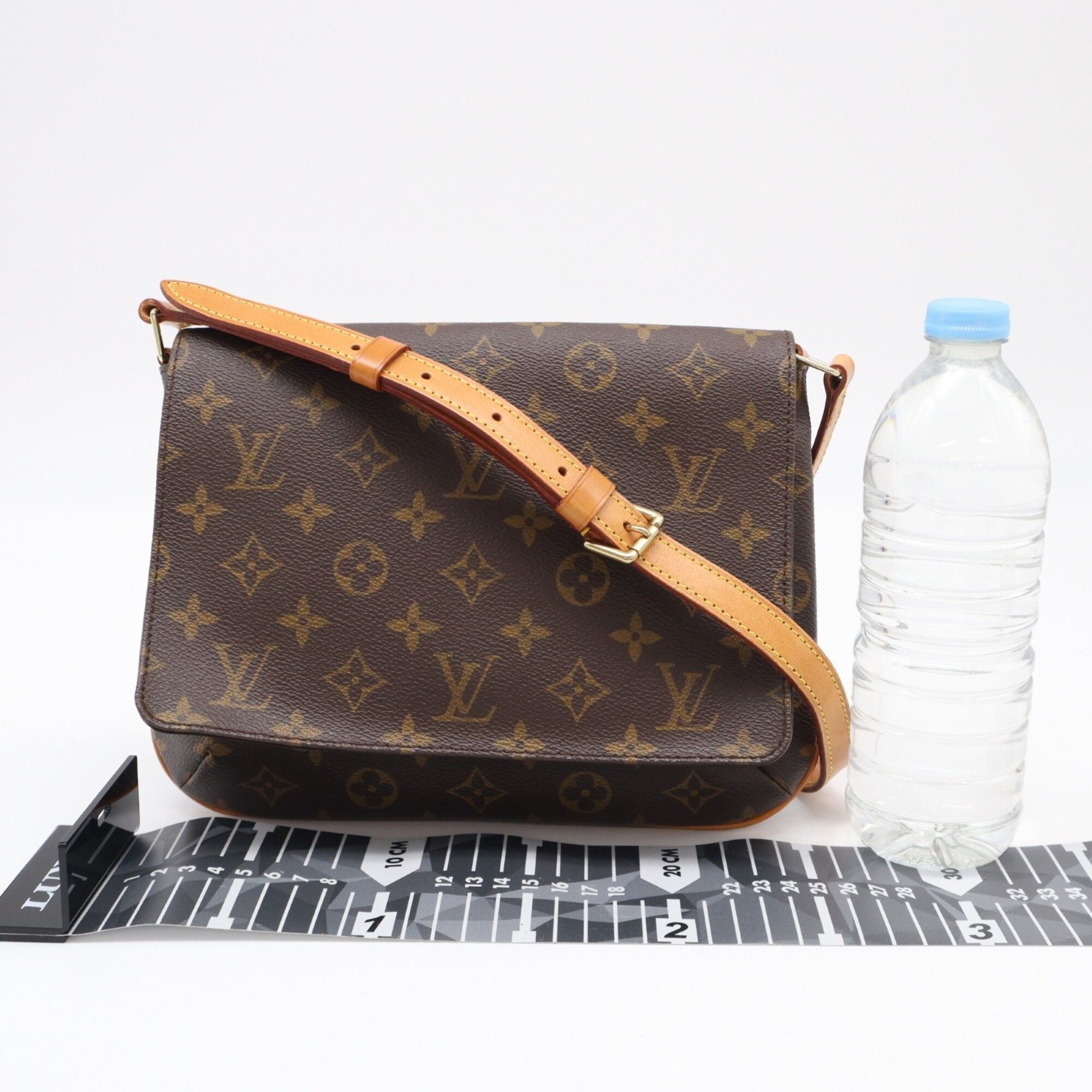 Coated Canvas Leather Shoulder Bag (Pre-Owned) - Louis Vuitton - Modalova