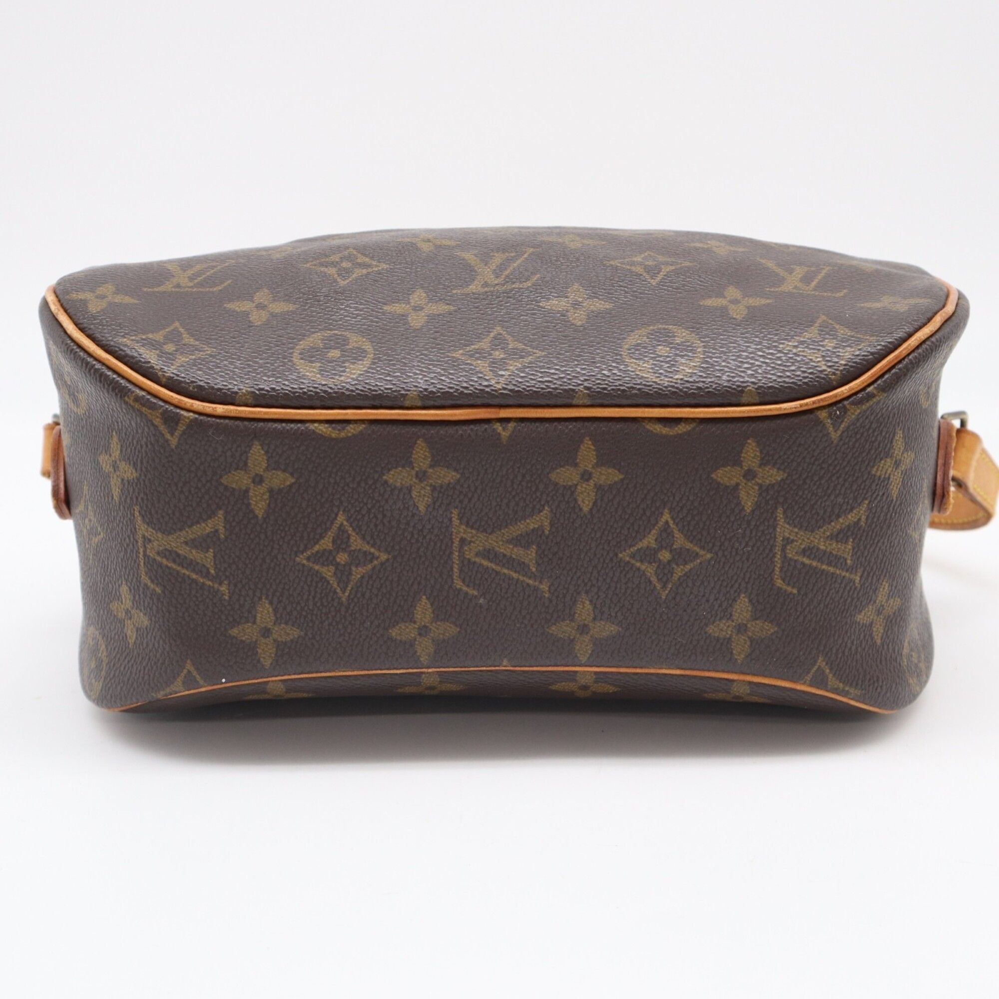 Coated Canvas Leather Shoulder Bag (Pre-Owned) - Louis Vuitton - Modalova