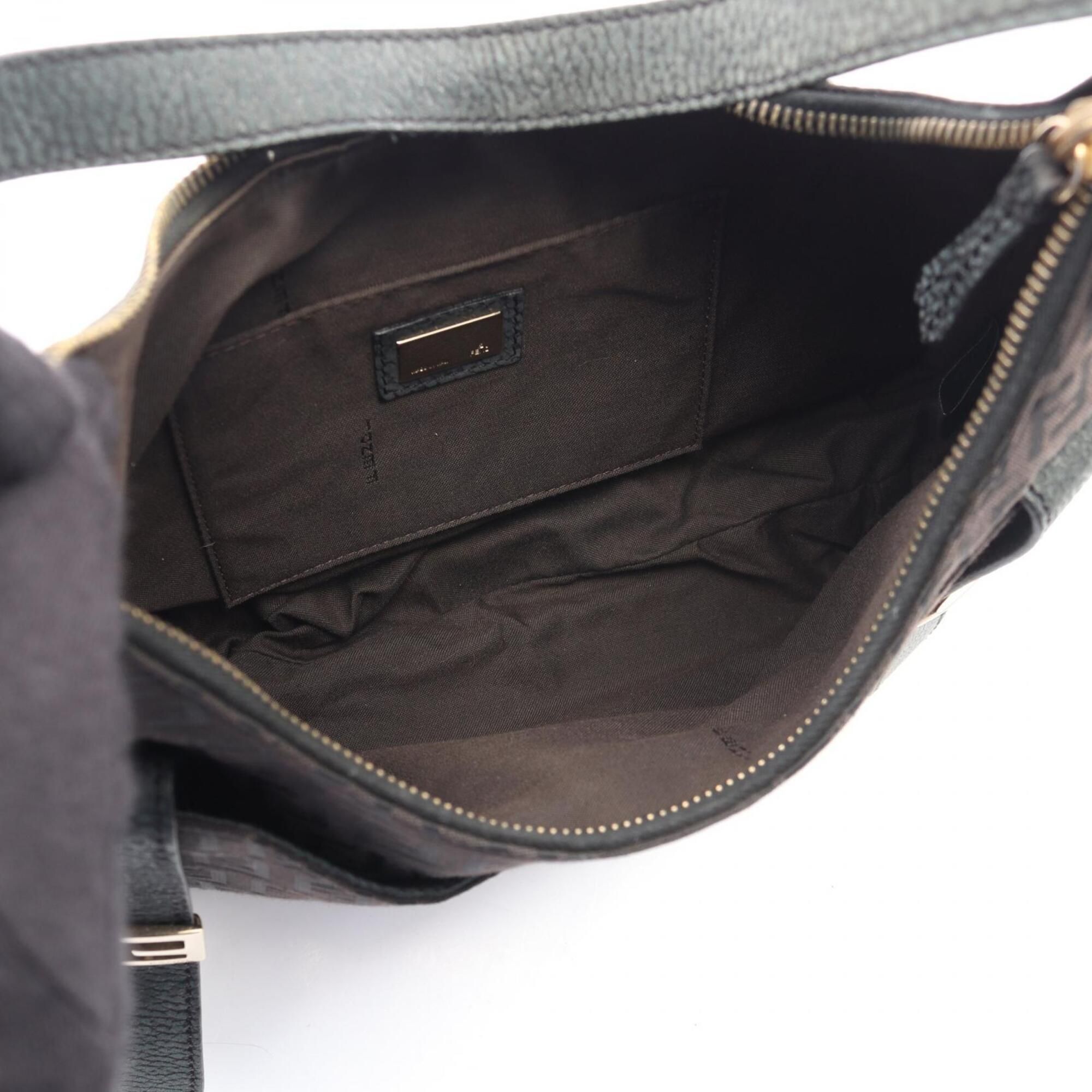 Pvc Leather Handbag Shoulder Bag (Pre-Owned) - Fendi - Modalova
