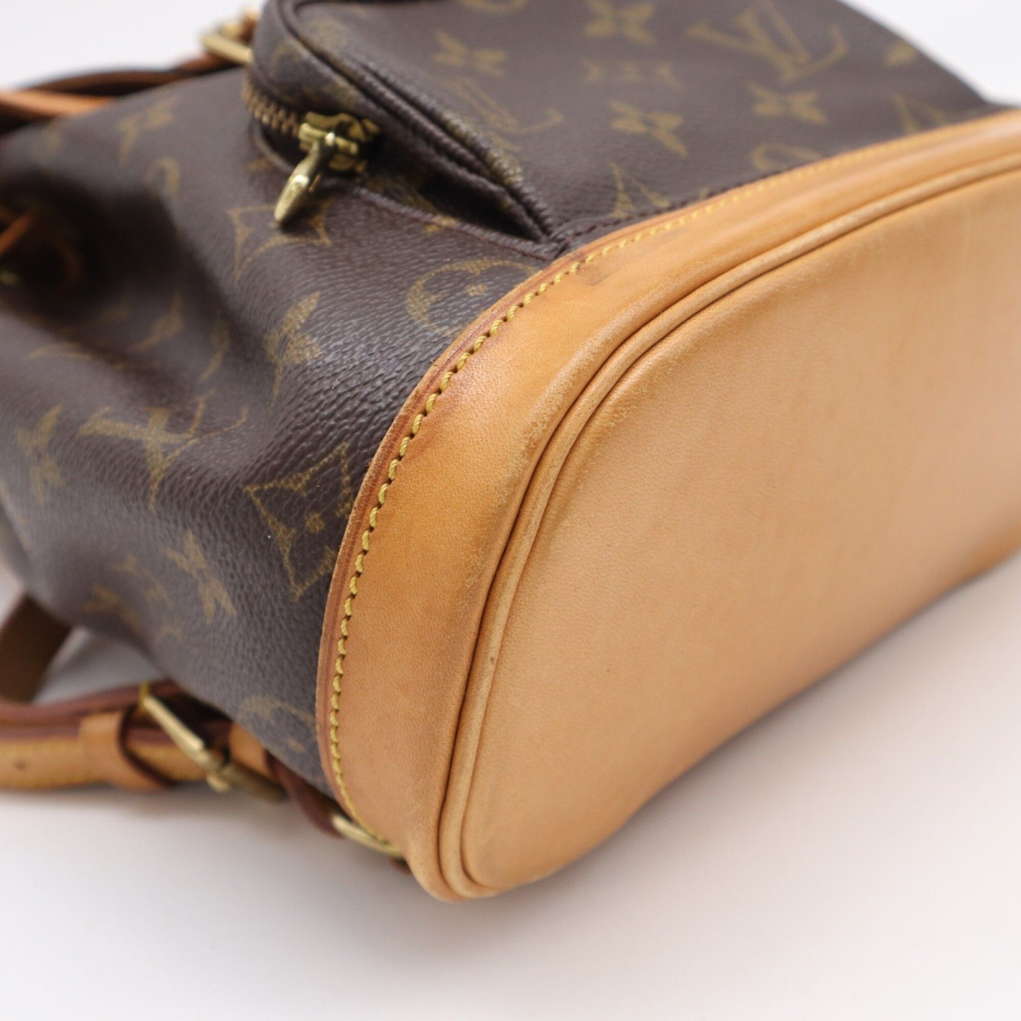 Coated Canvas Leather Backpack (Pre-Owned) - Louis Vuitton - Modalova