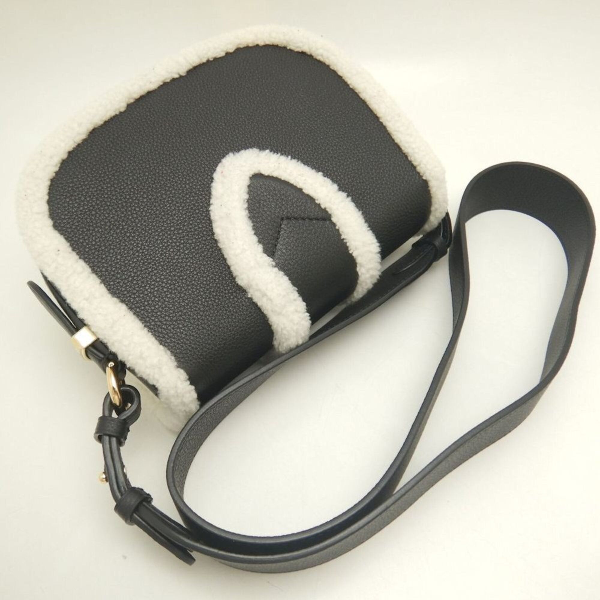 Wool Leather Shoulder Bag (Pre-Owned) - Louis Vuitton - Modalova