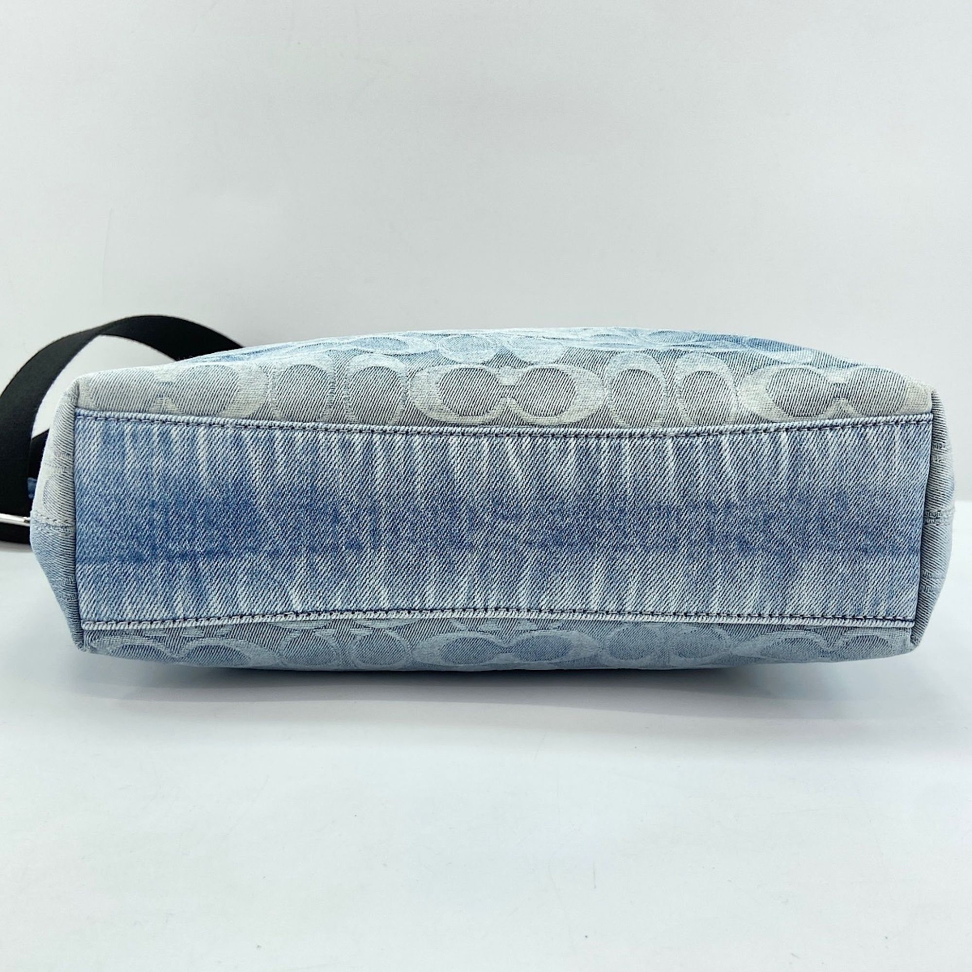 Coach Blue Shoulder Bag (Pre-Owned) - Coach - Modalova