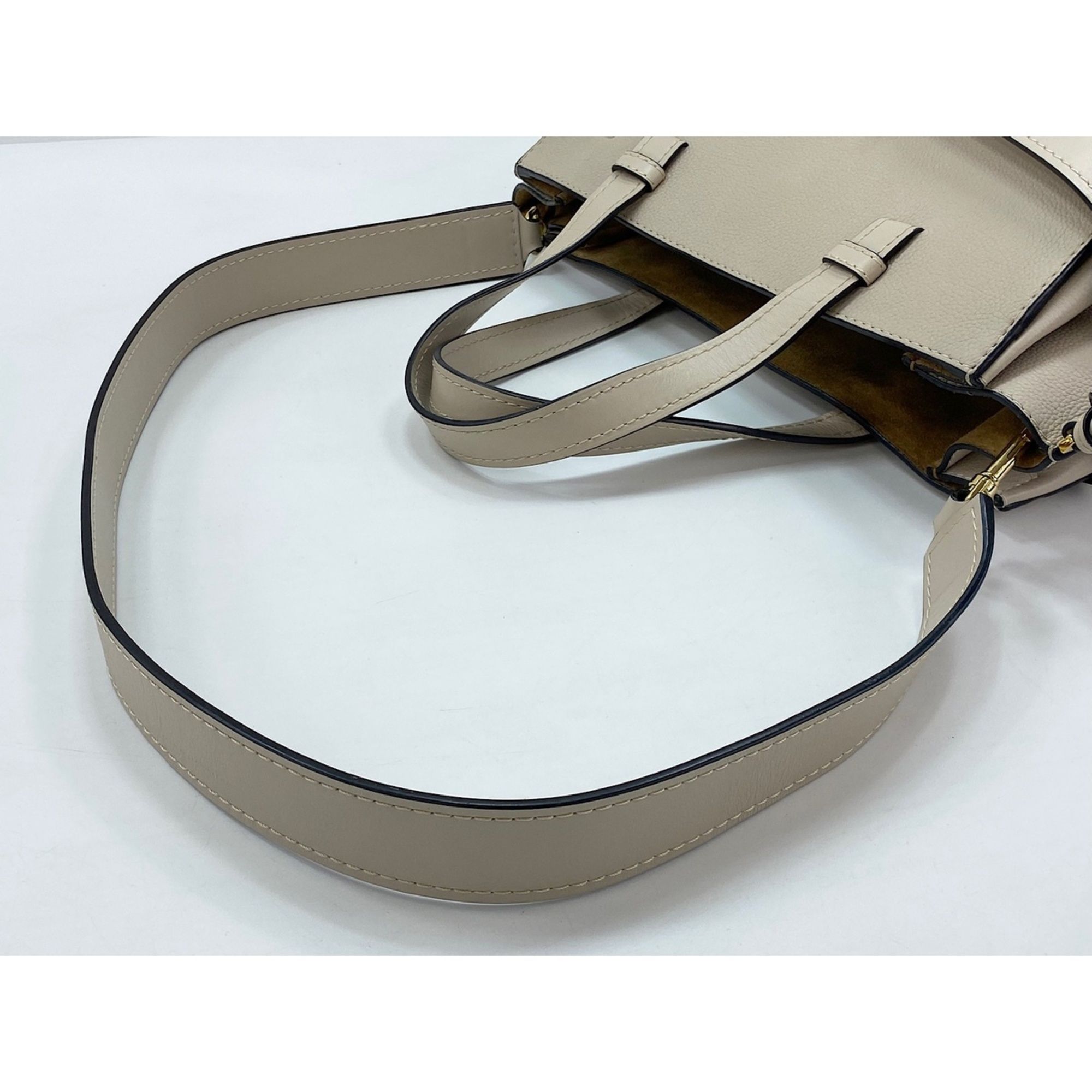 Loewe Beige Handbag (Pre-Owned) - Loewe - Modalova