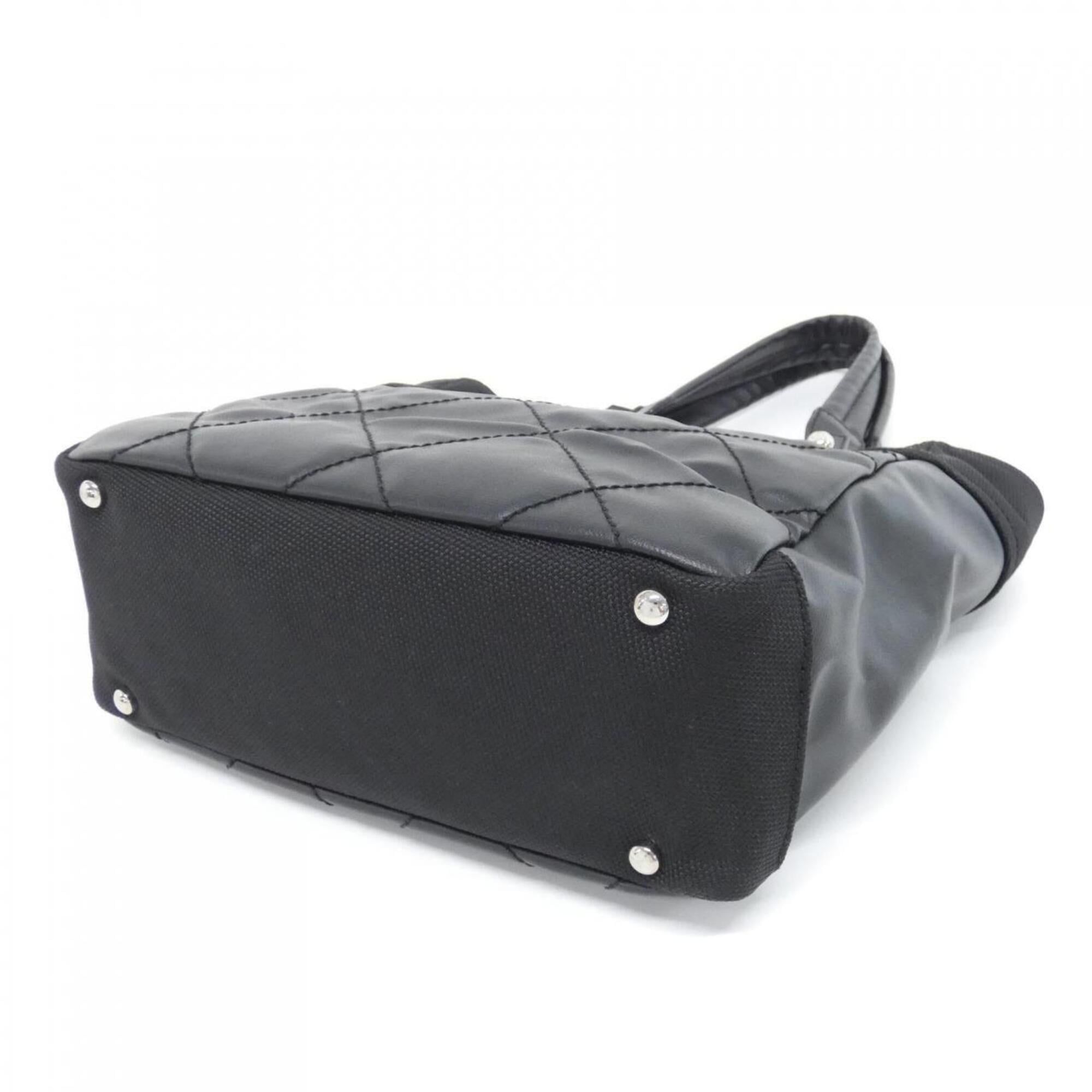 Canvas Handbag (Pre-Owned) - Chanel - Modalova