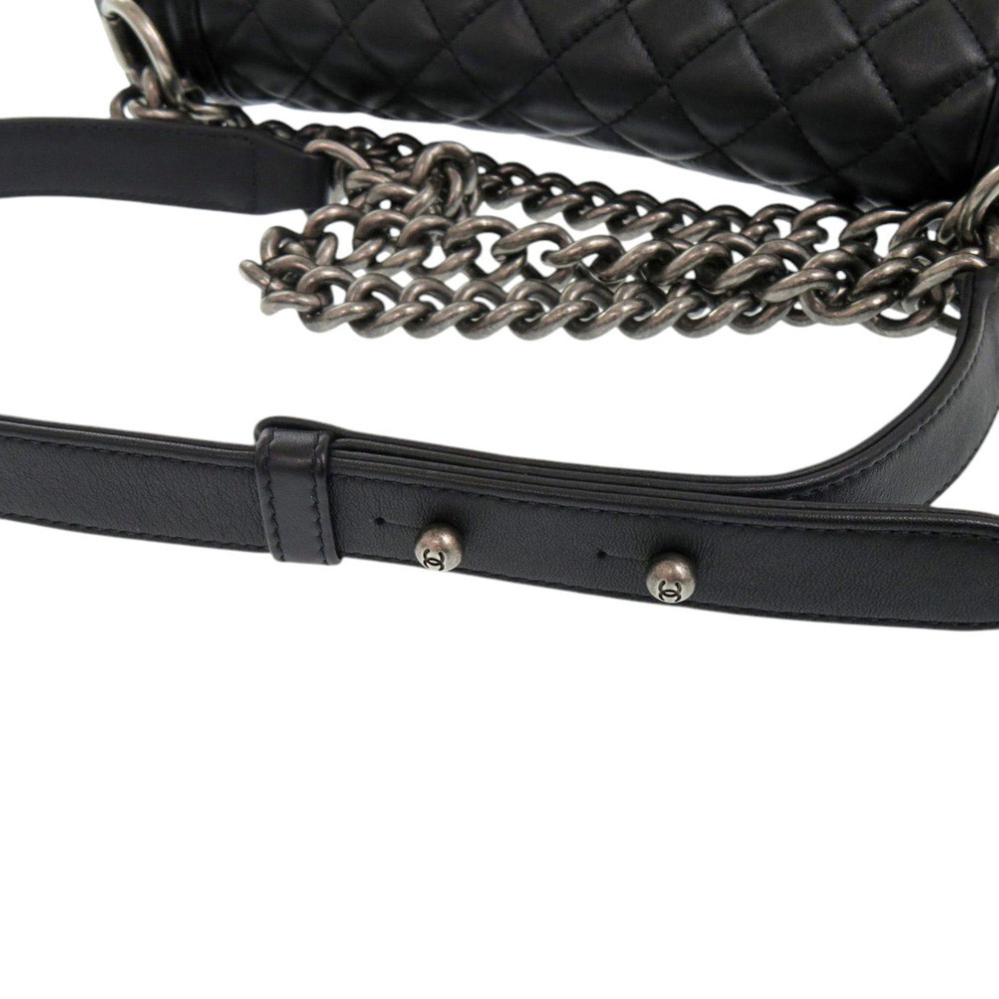 Leather Shoulder Bag (Pre-Owned) - Chanel - Modalova