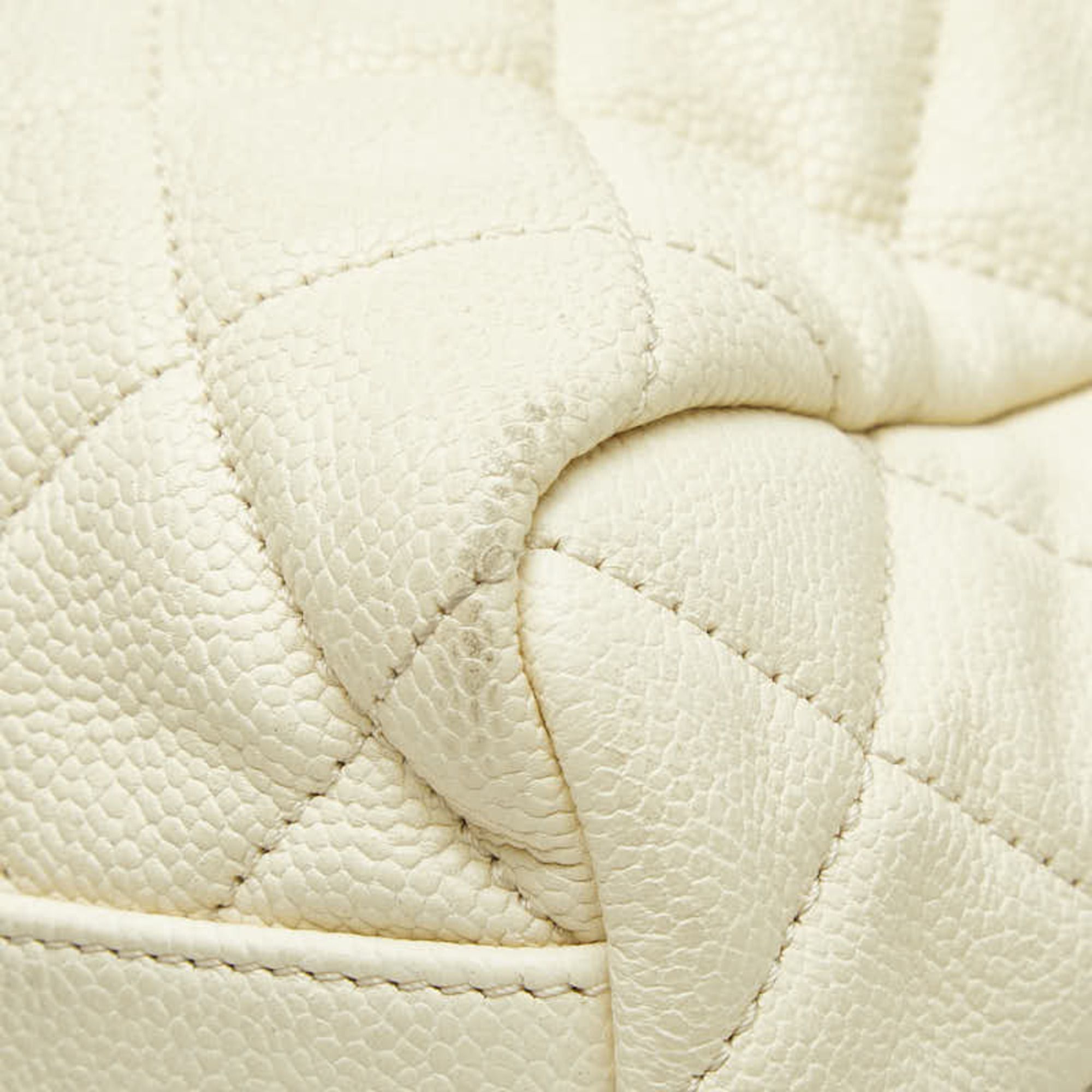 Grained Calfskin Shoulder Bag (Pre-Owned) - Chanel - Modalova