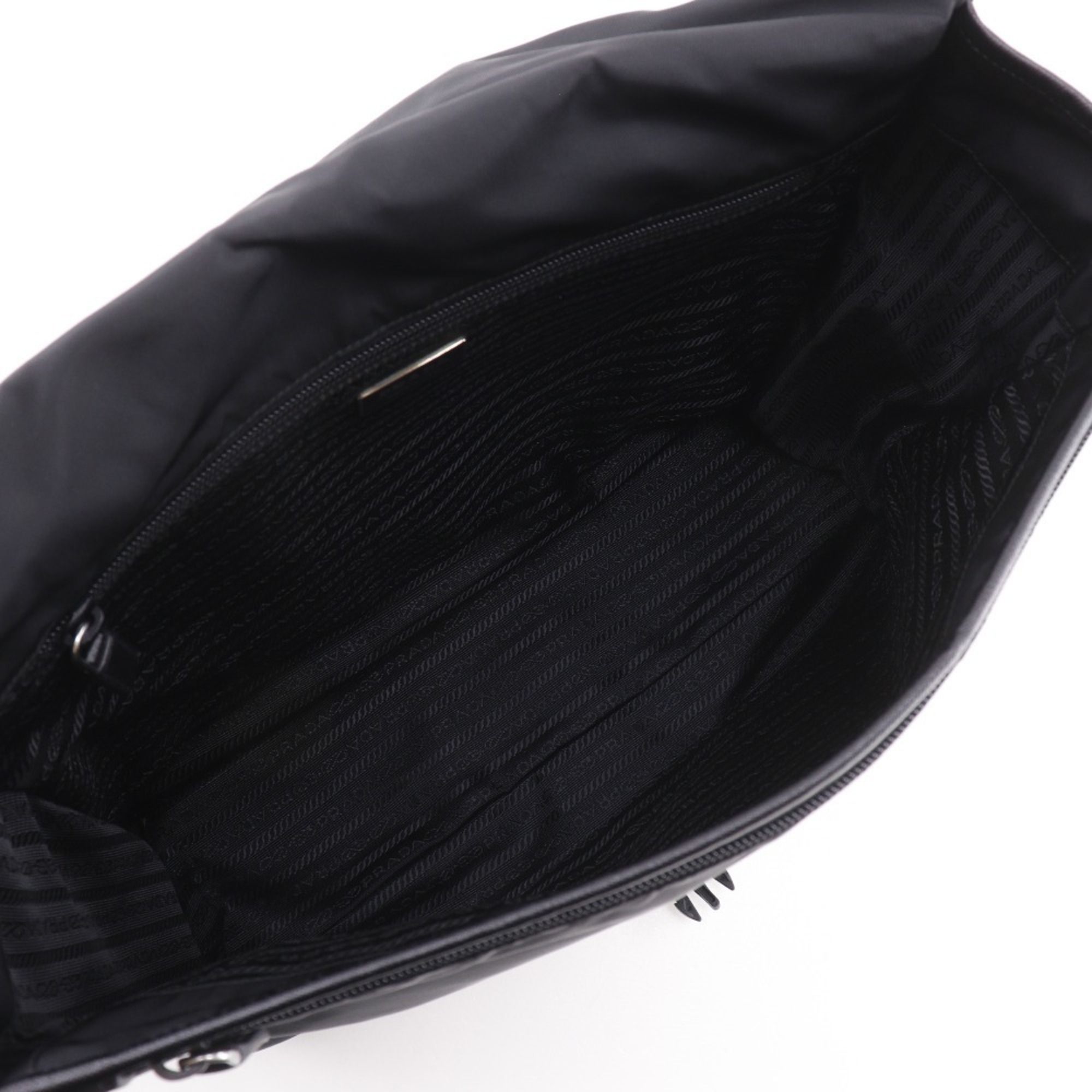 Nylon Shoulder Bag (Pre-Owned) - Prada - Modalova