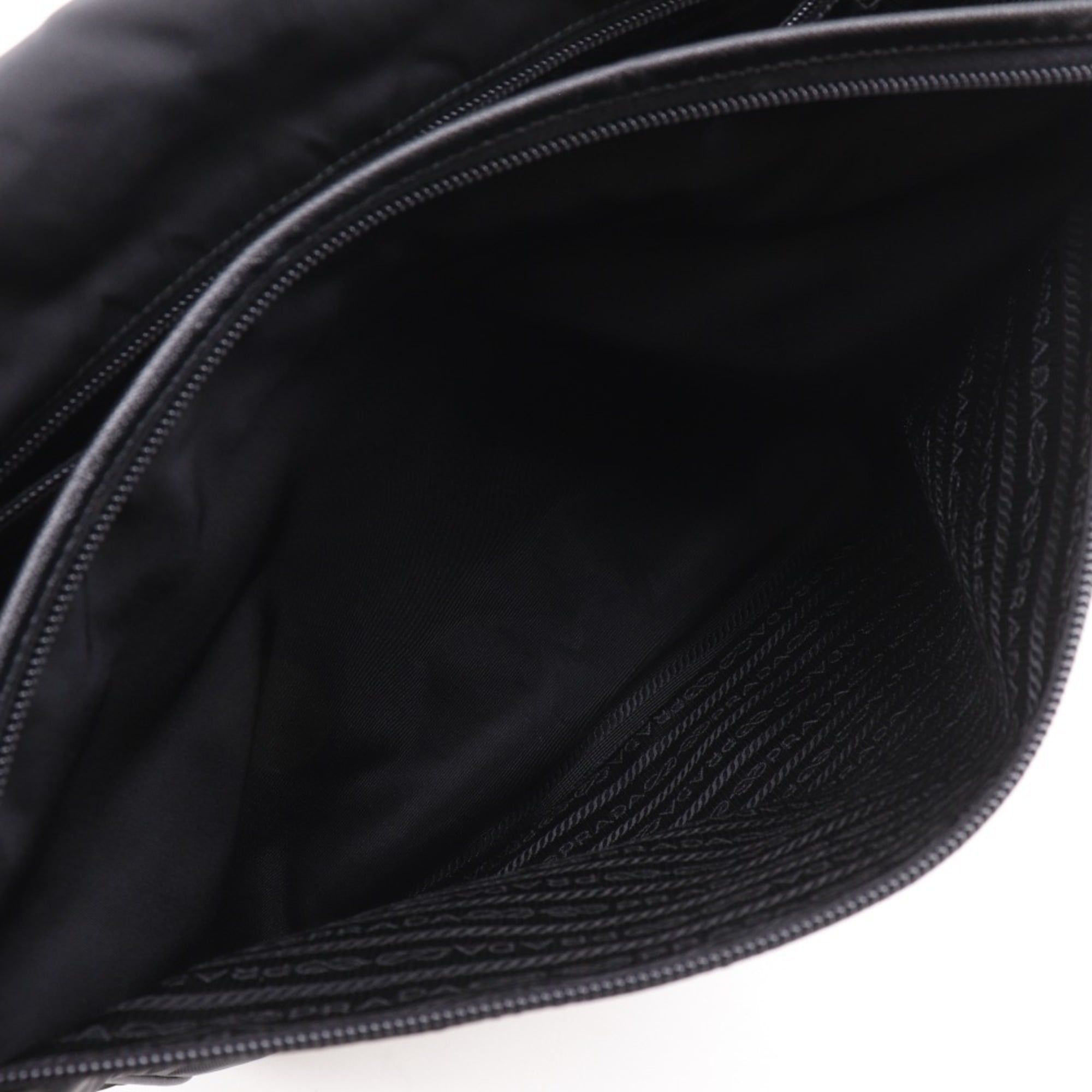 Nylon Shoulder Bag (Pre-Owned) - Prada - Modalova