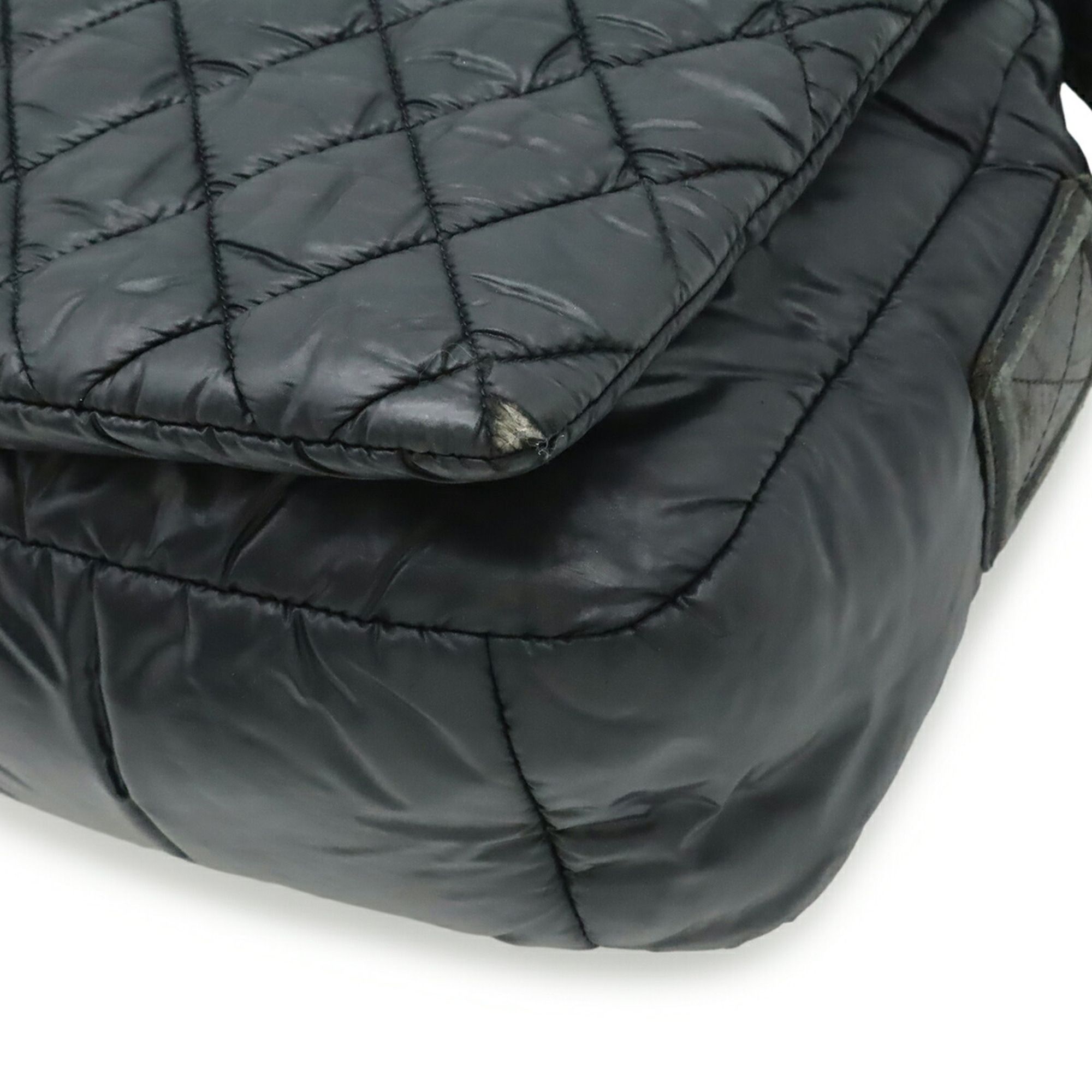 Nylon Shoulder Bag (Pre-Owned) - Chanel - Modalova