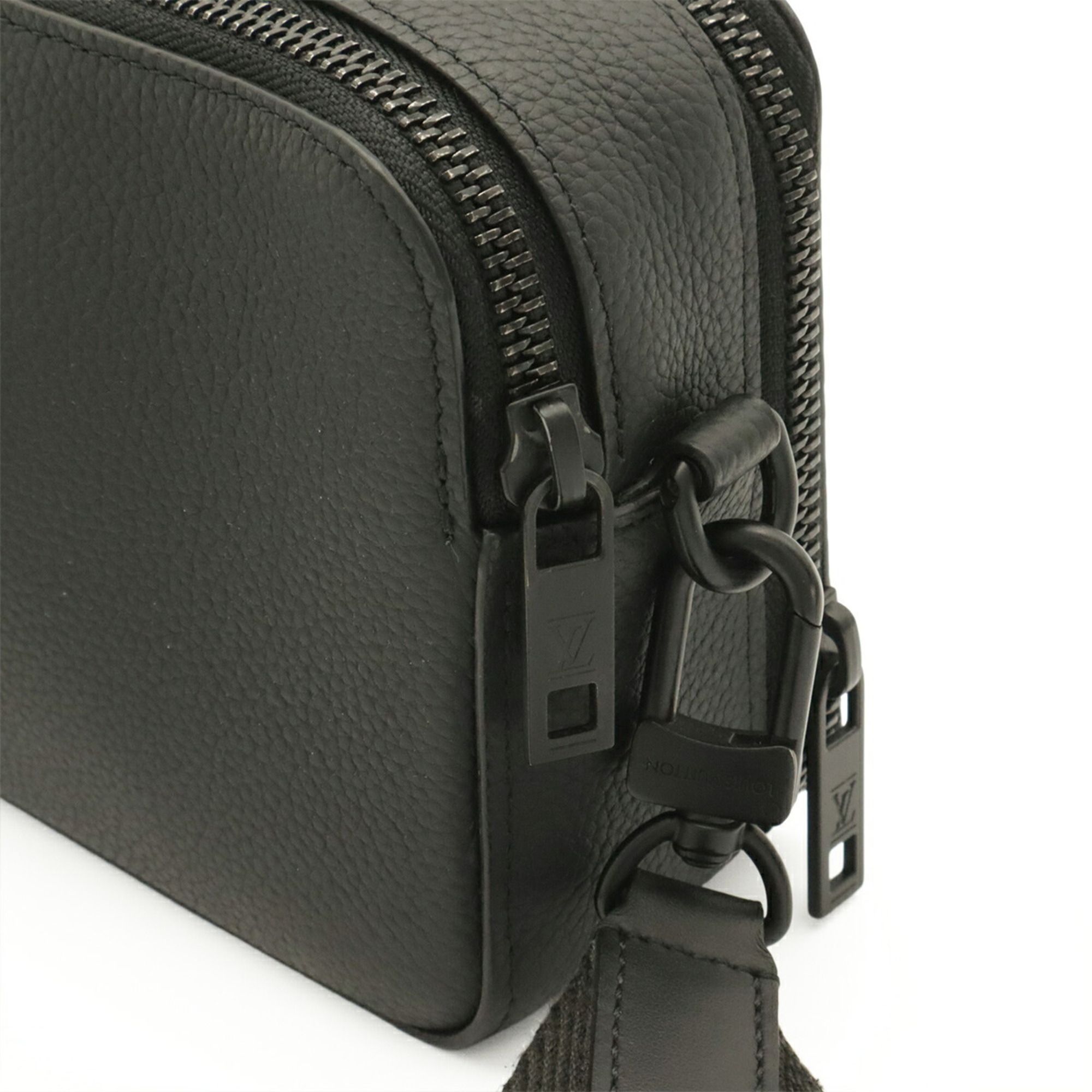 Leather Clutch Bag Shoulder Bag (Pre-Owned) - Louis Vuitton - Modalova