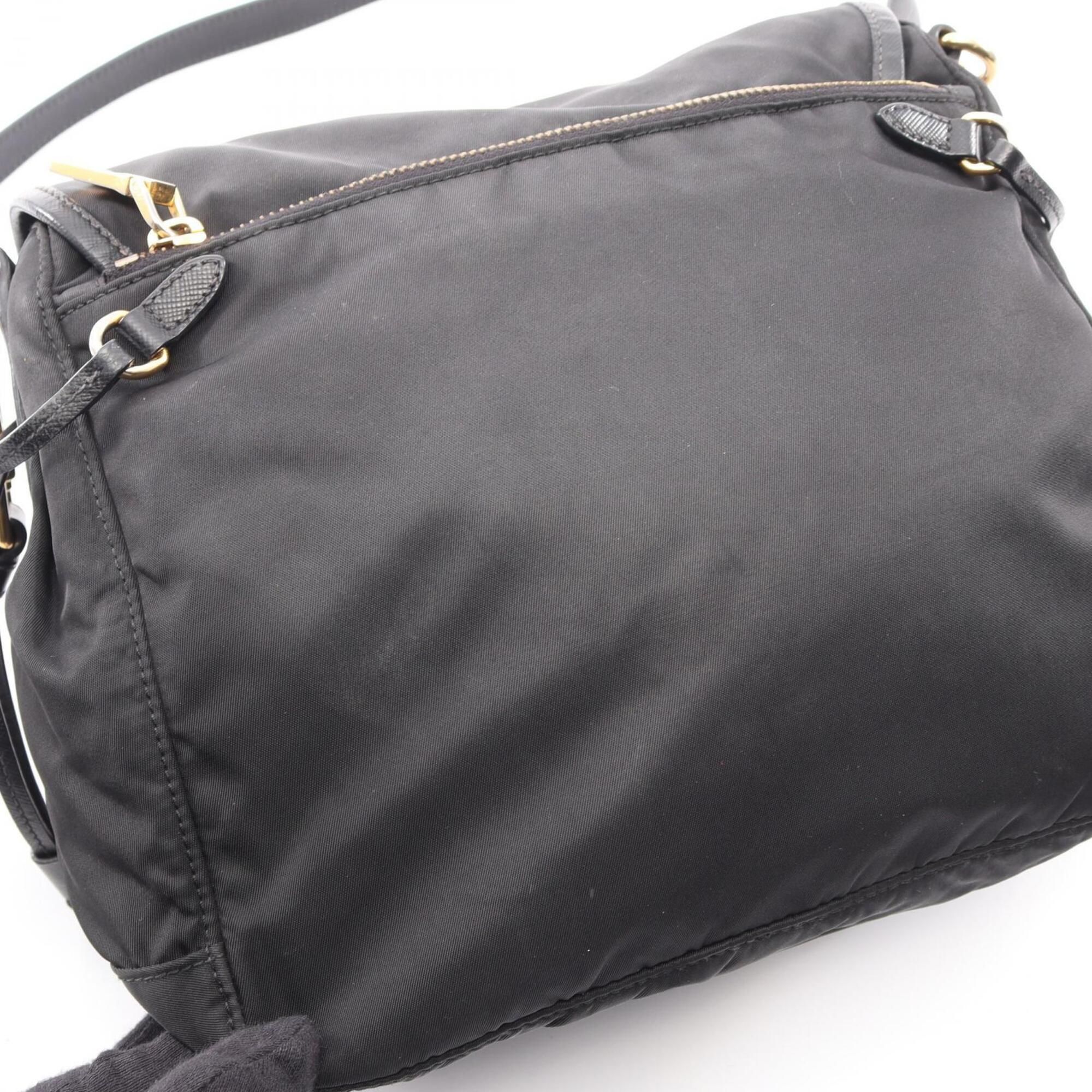 Nylon Saffiano Shoulder Bag (Pre-Owned) - Prada - Modalova