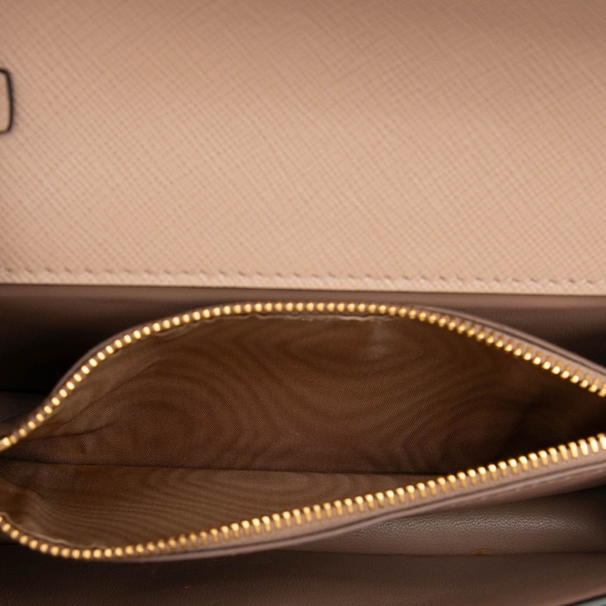 Leather Shoulder Bag (Pre-Owned) - Prada - Modalova