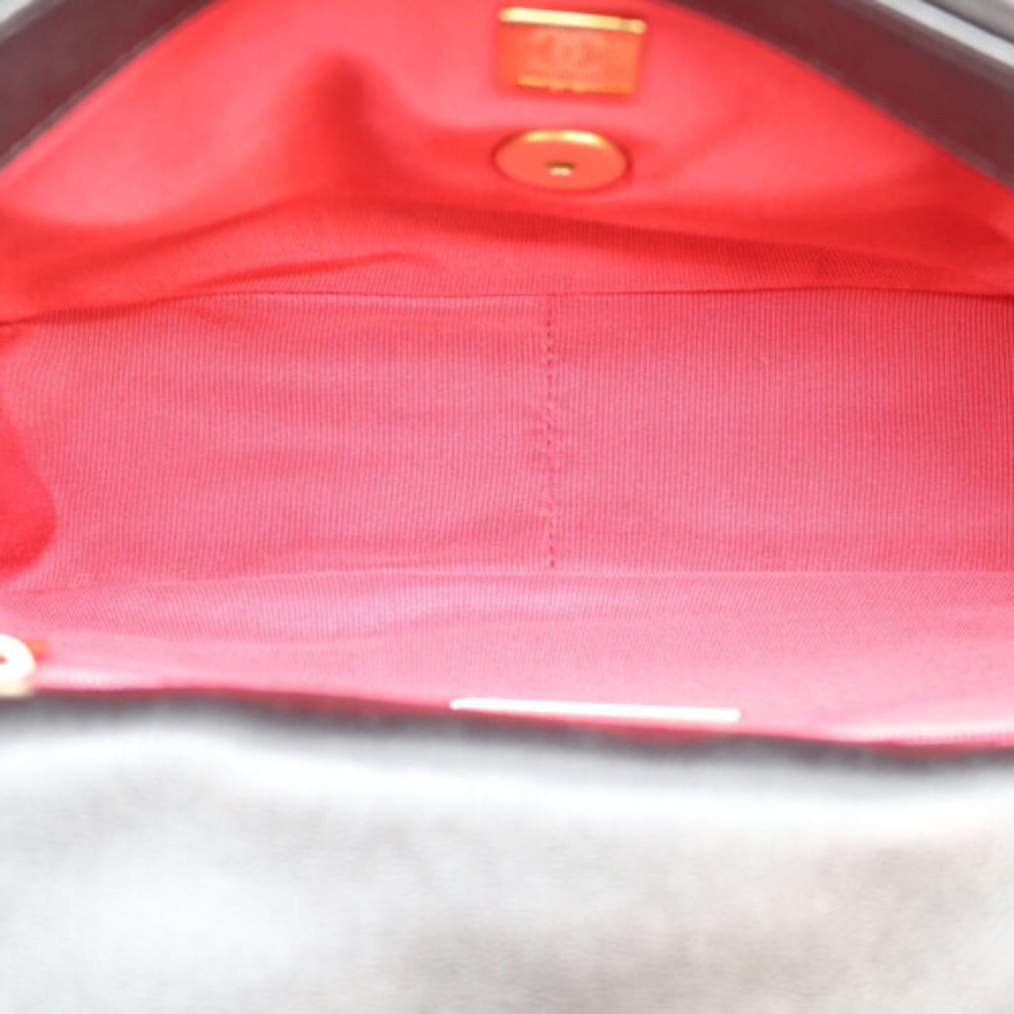 Leather Shoulder Bag (Pre-Owned) - Chanel - Modalova