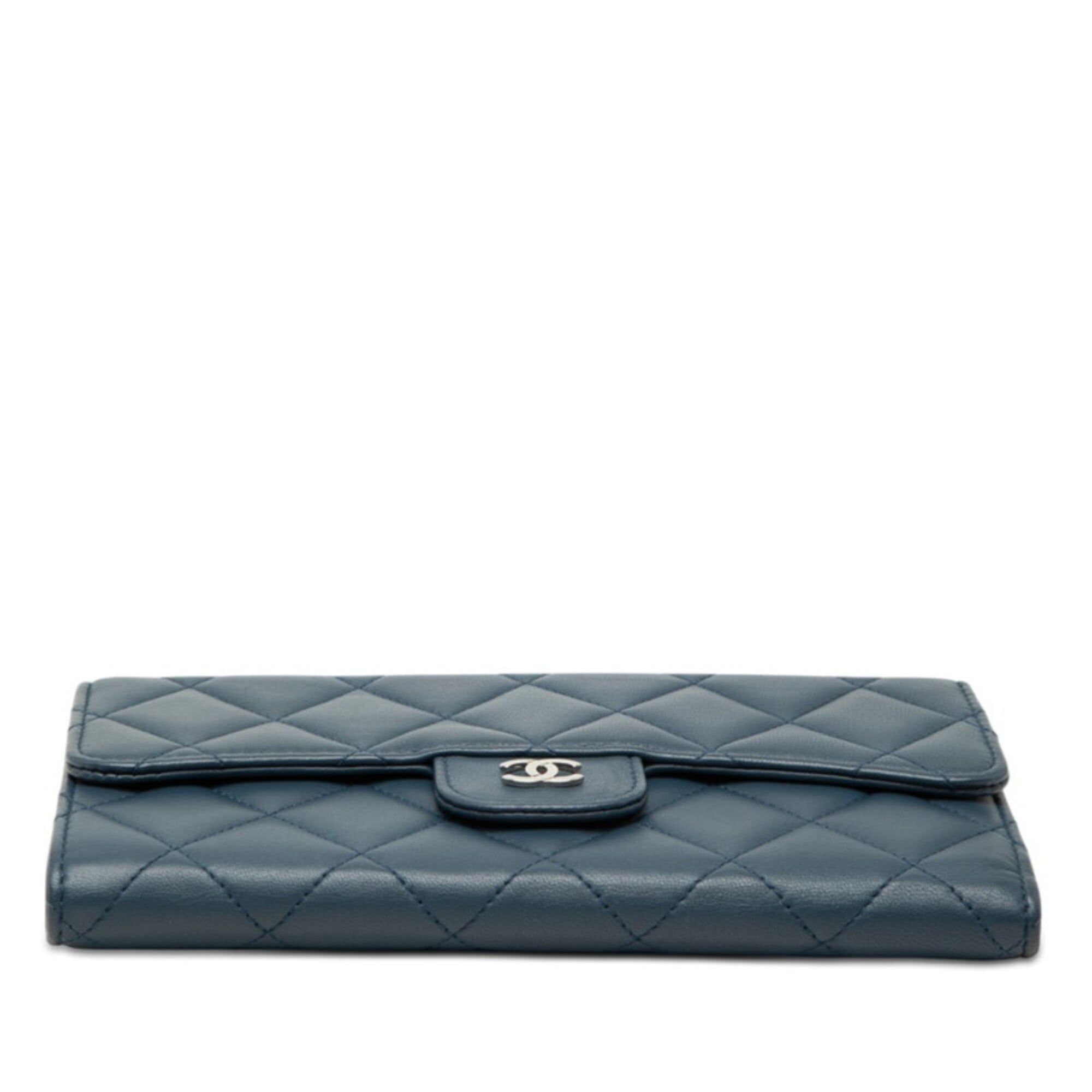 Leather Long Wallet (Bi-Fold) (Pre-Owned) - Chanel - Modalova