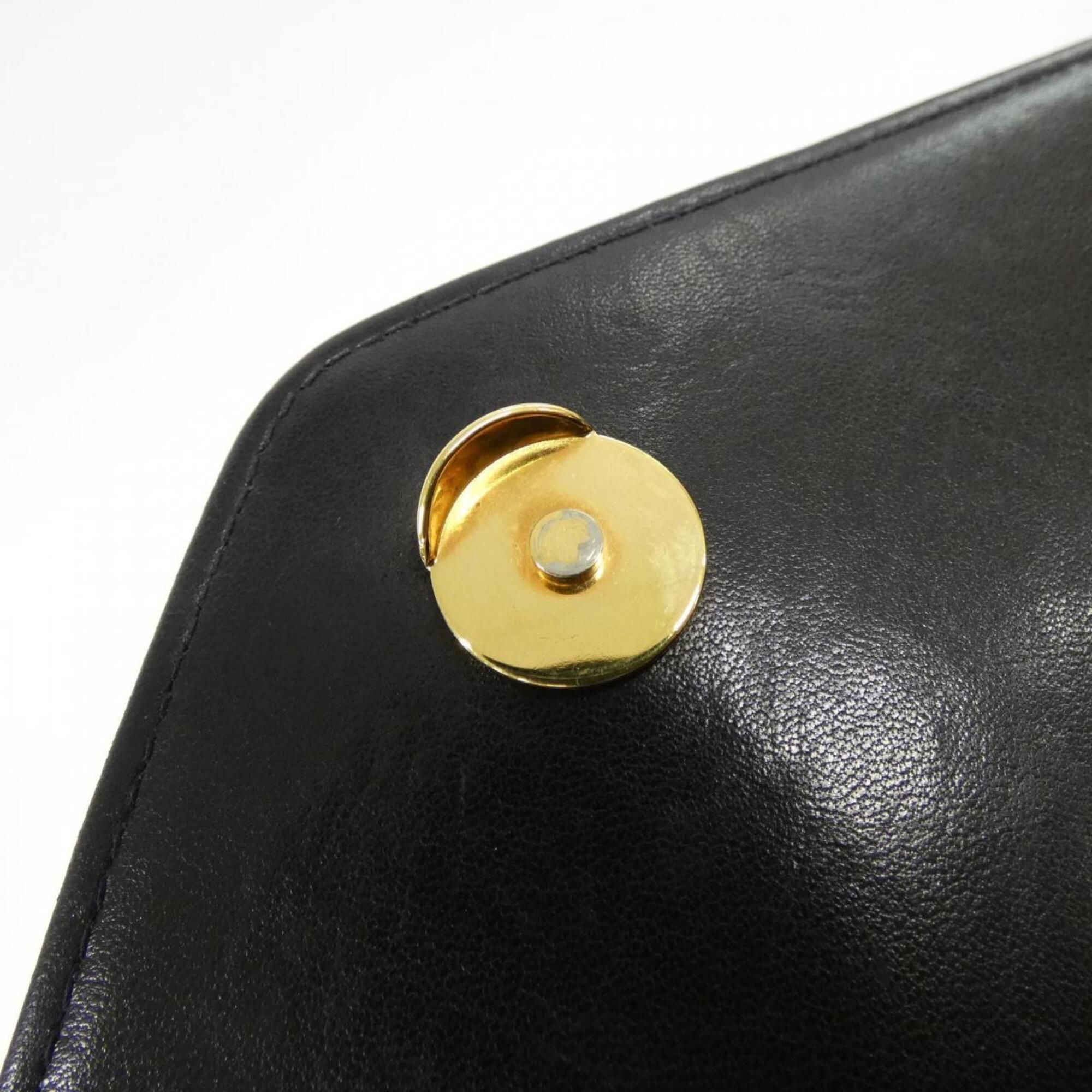 Leather Shoulder Bag (Pre-Owned) - Chanel - Modalova