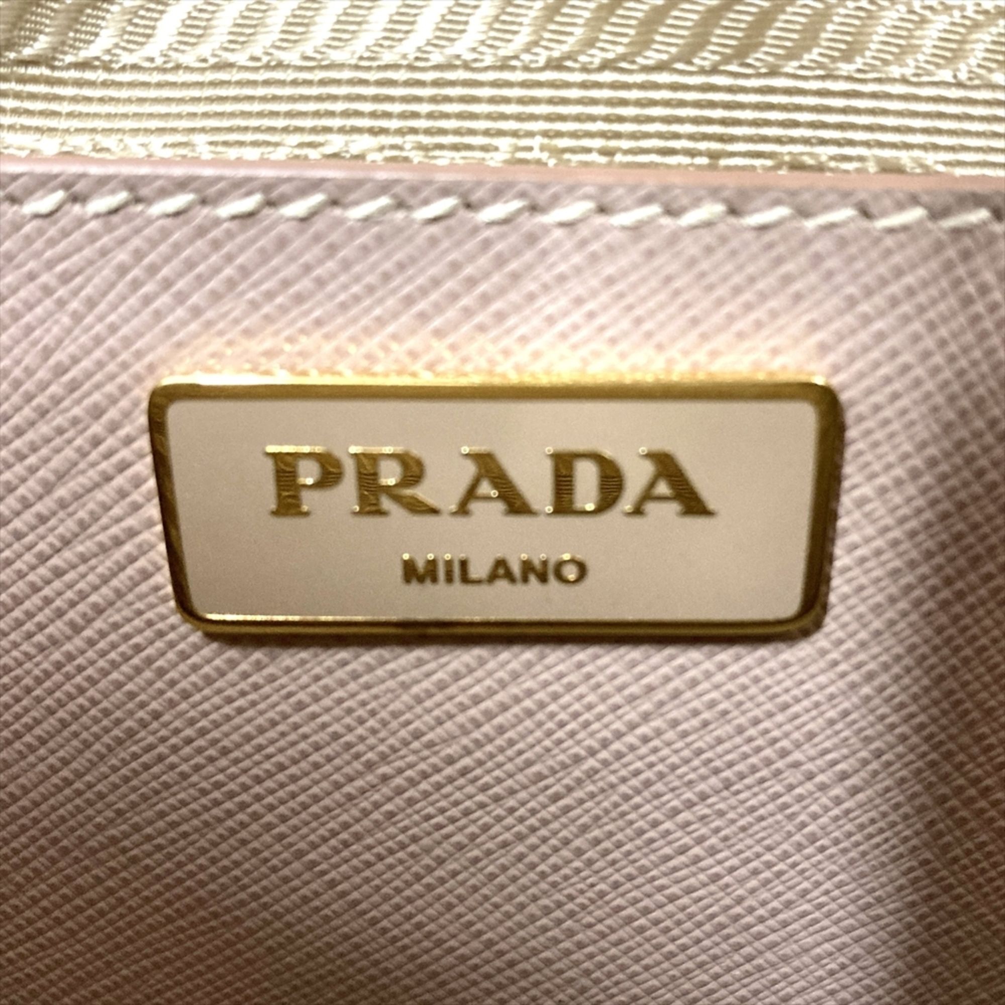 Saffiano Leather Handbag (Pre-Owned) - Prada - Modalova