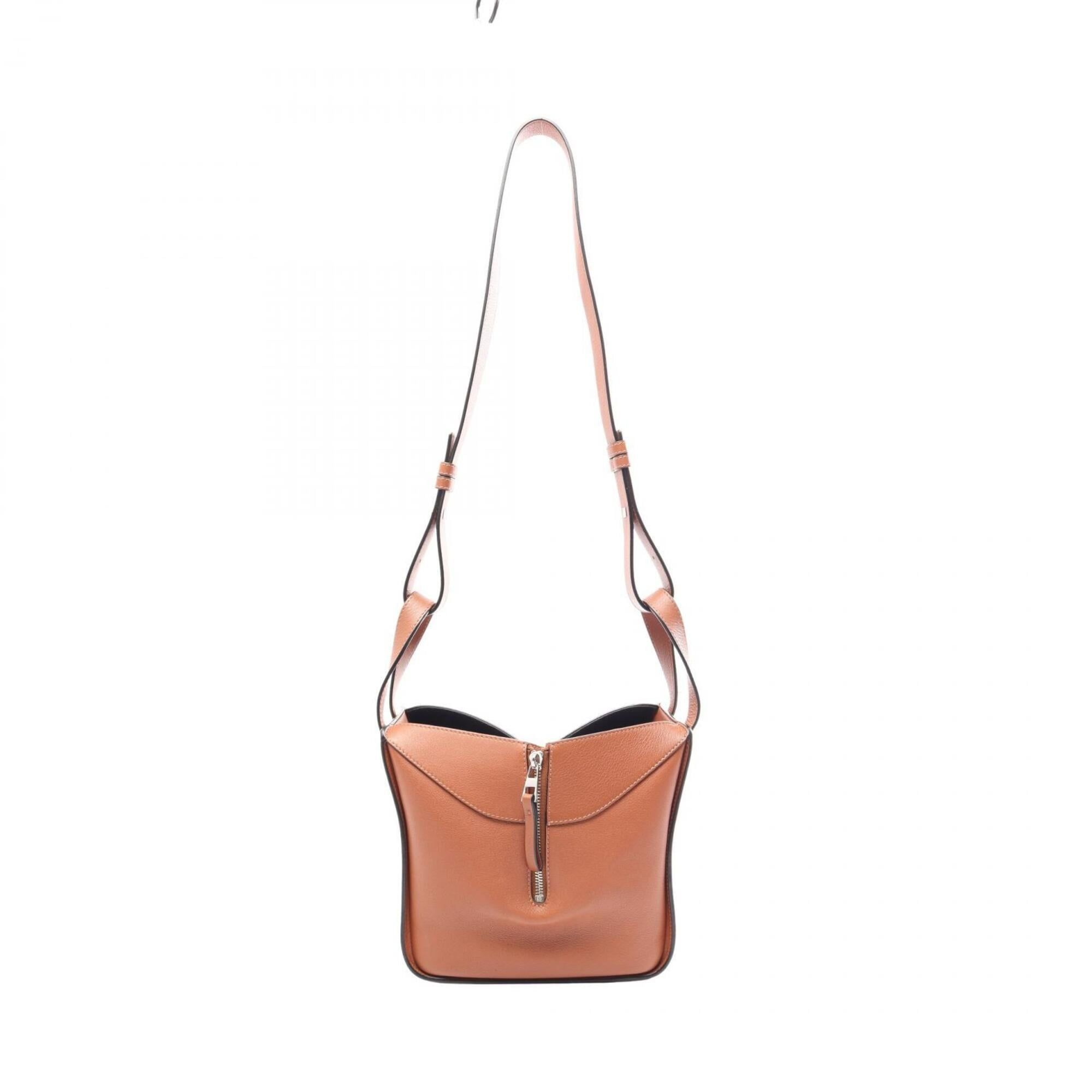 Leather Handbag (Pre-Owned) - Loewe - Modalova
